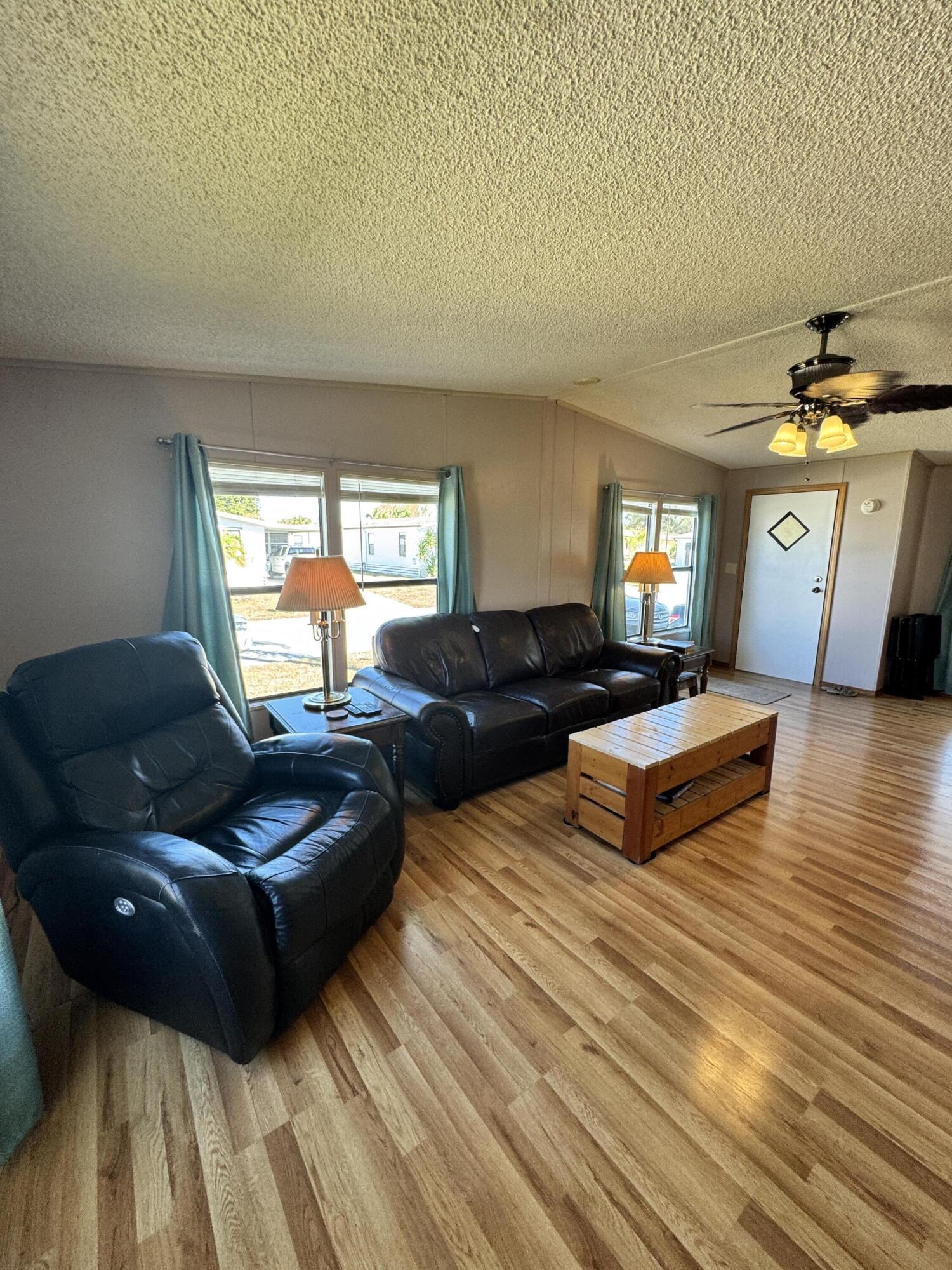 13953 Adelfa Avenue Property Photo 21