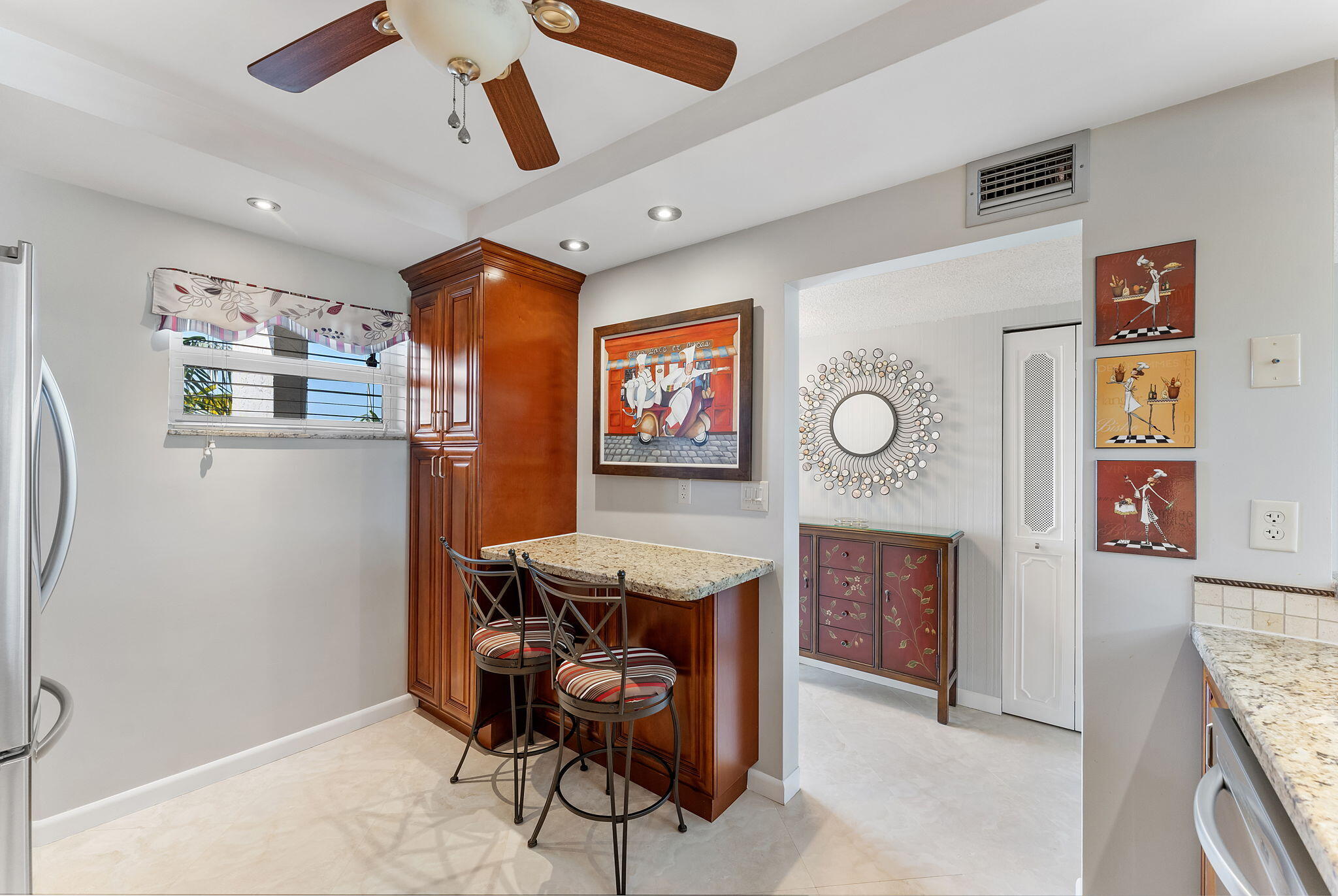 3930 Inverrary Boulevard 505-D