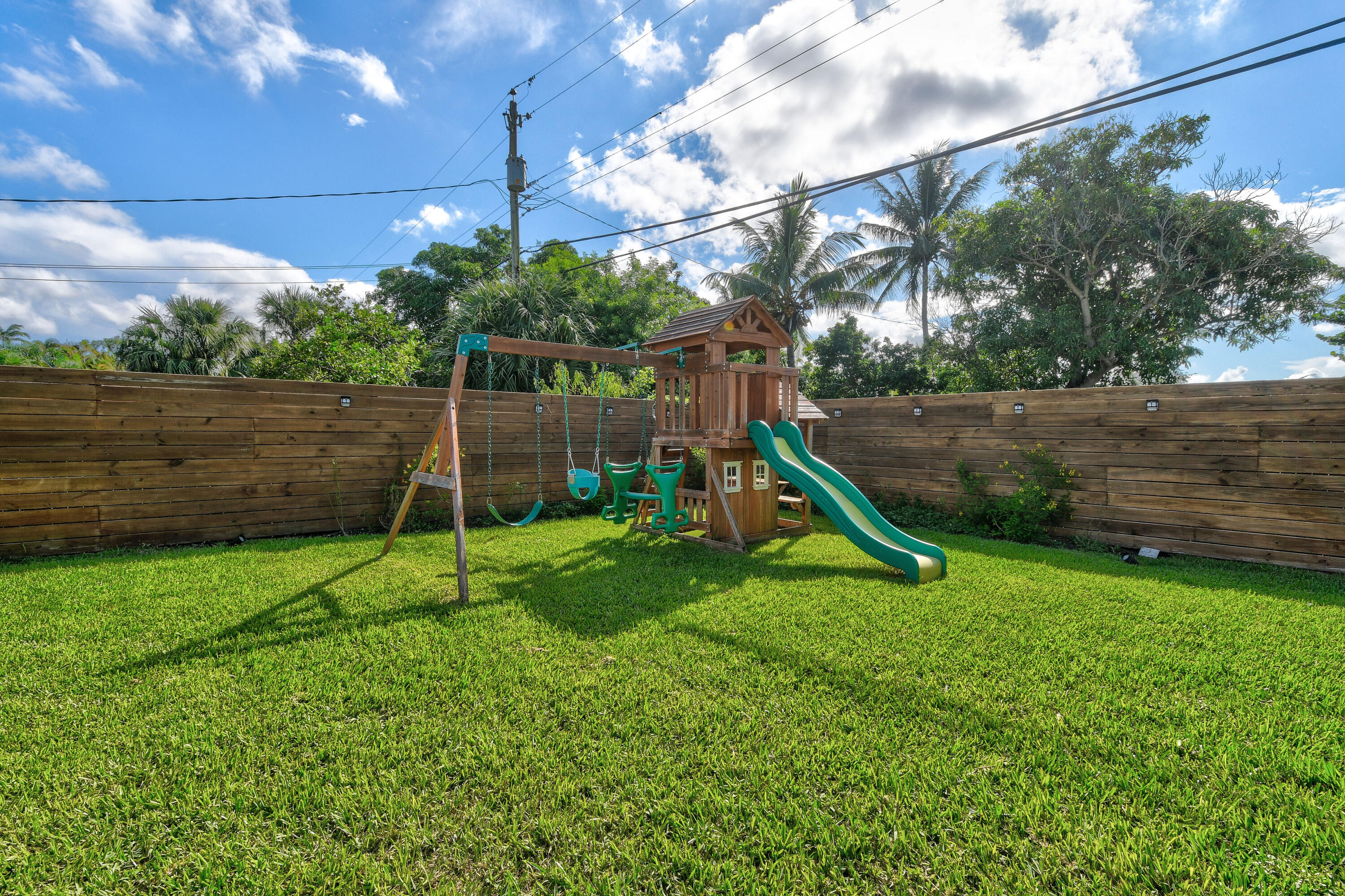 7101 W Lake Drive Property Photo 46