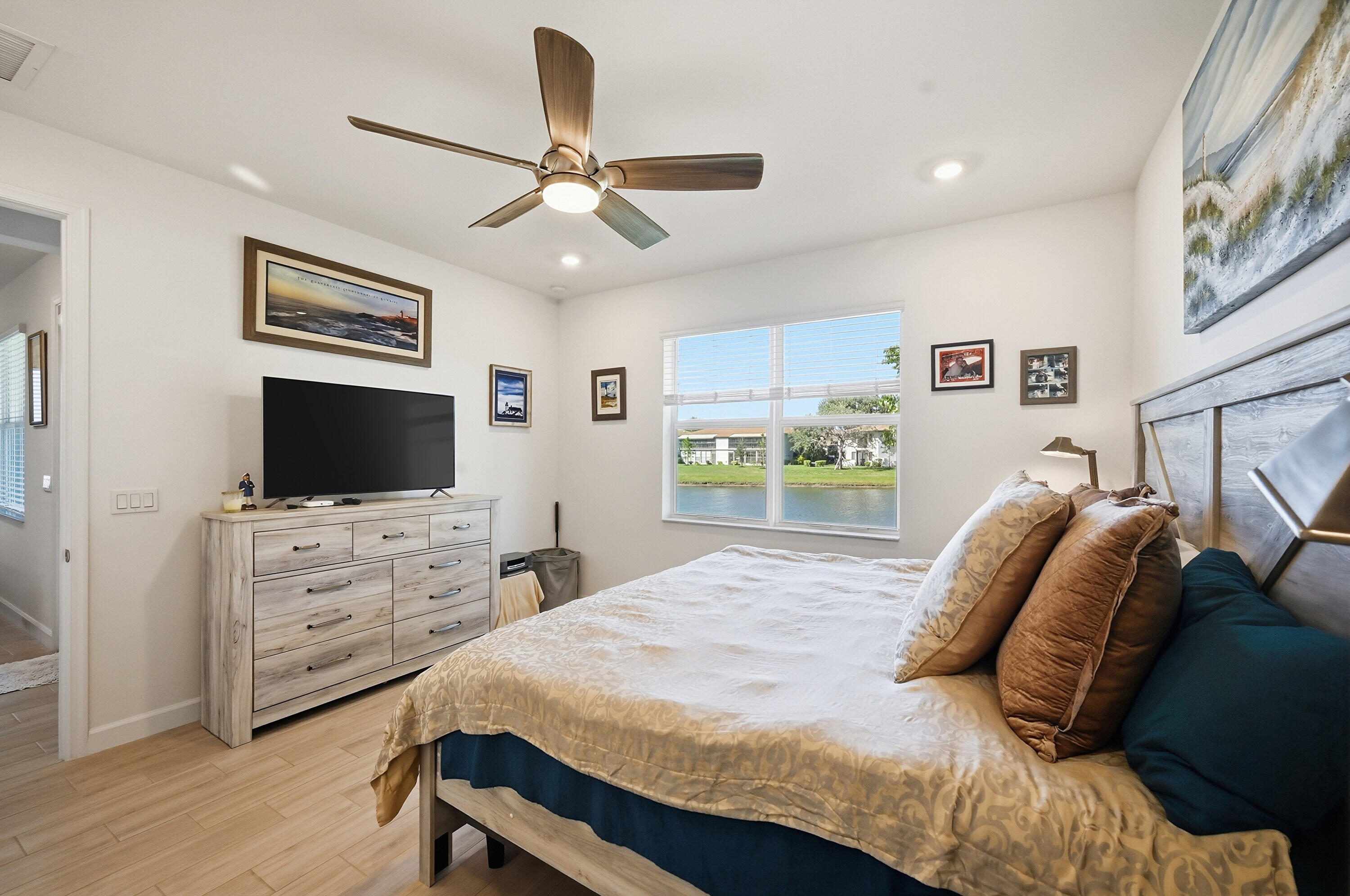 5689 Graceful Way Property Photo 19