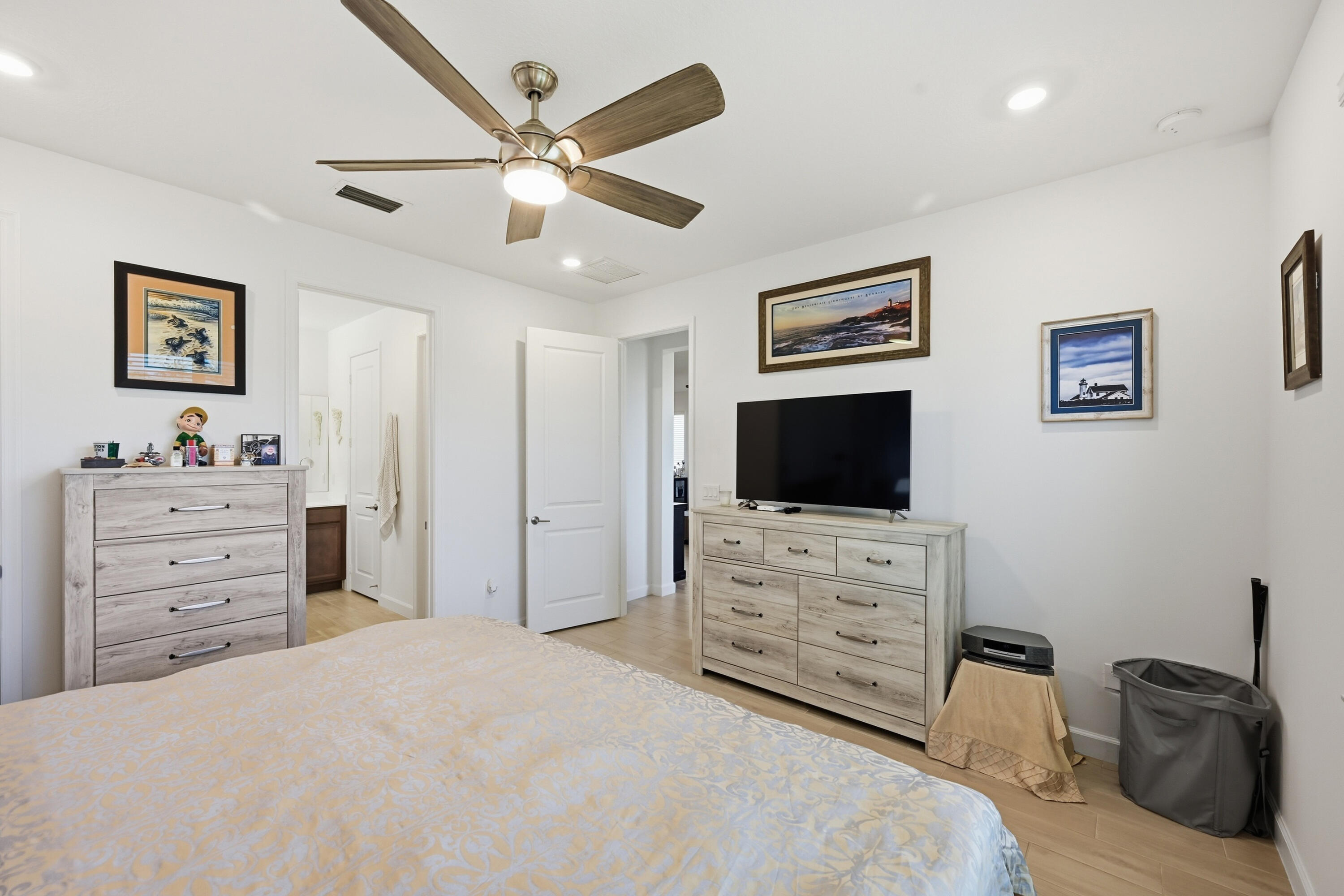 5689 Graceful Way Property Photo 21