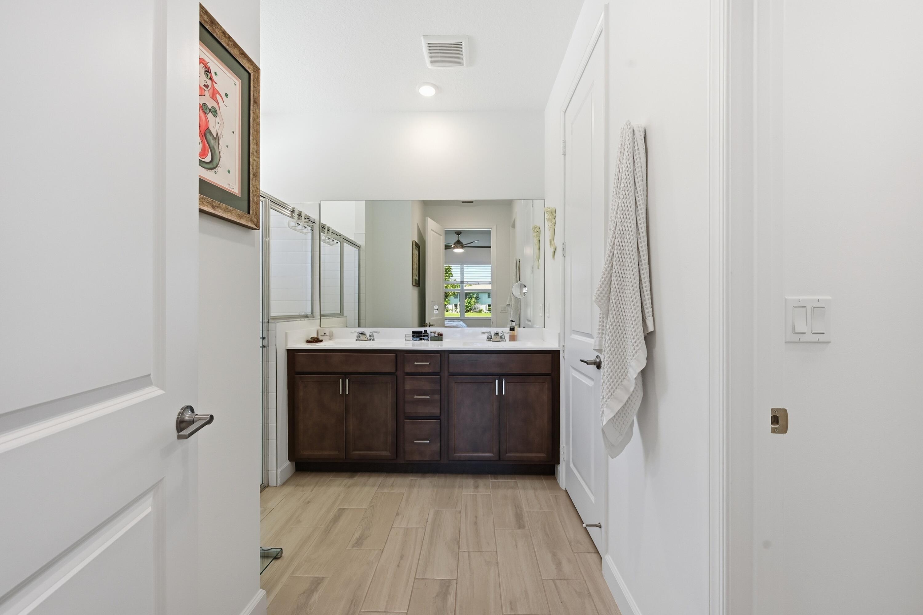 5689 Graceful Way Property Photo 24