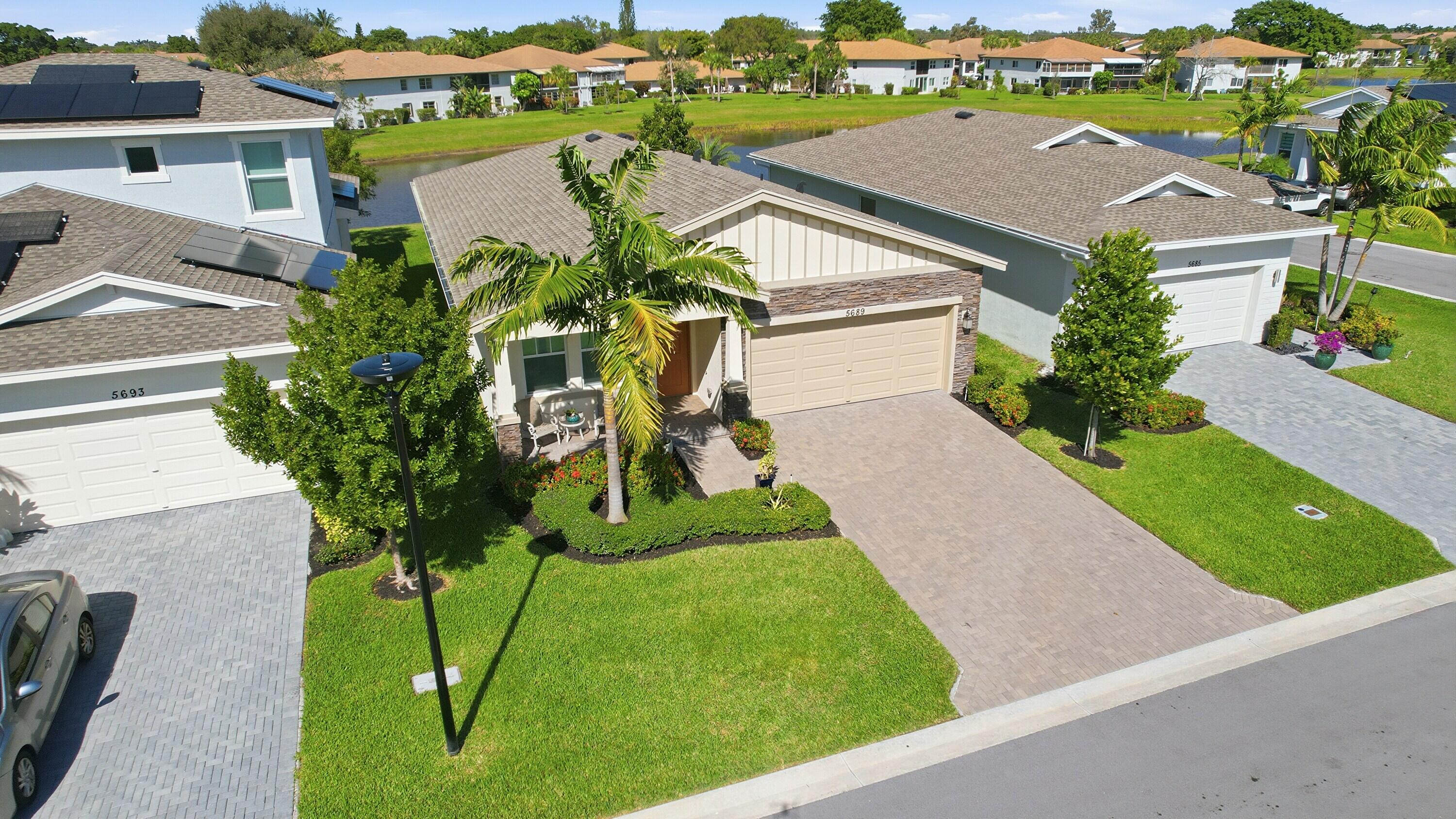 5689 Graceful Way Property Photo 32