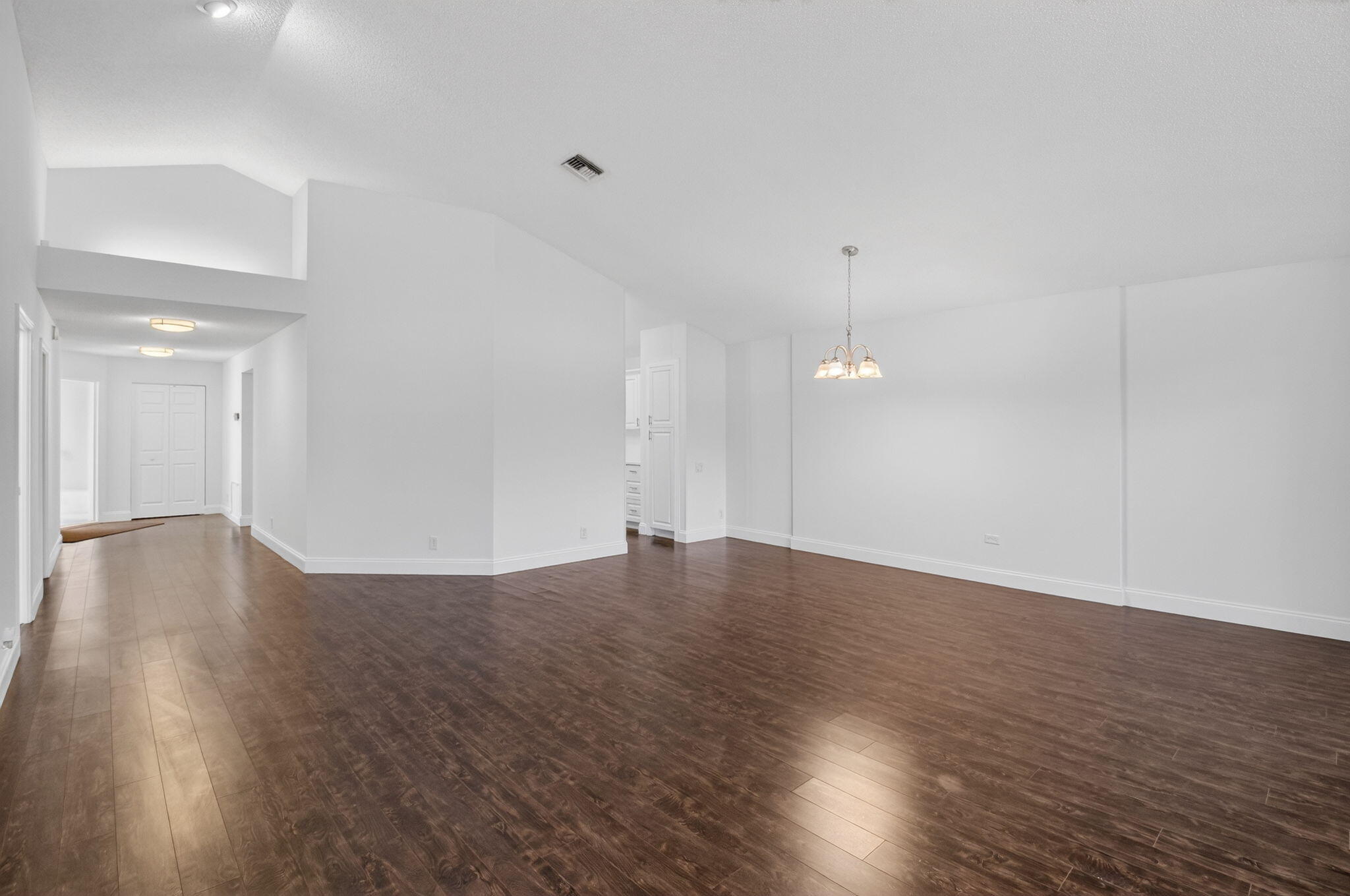 6157 Bay Isles Drive Property Photo 13