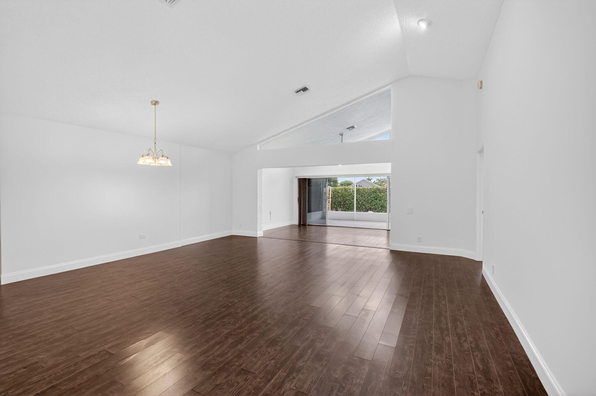6157 Bay Isles Drive Property Photo 14