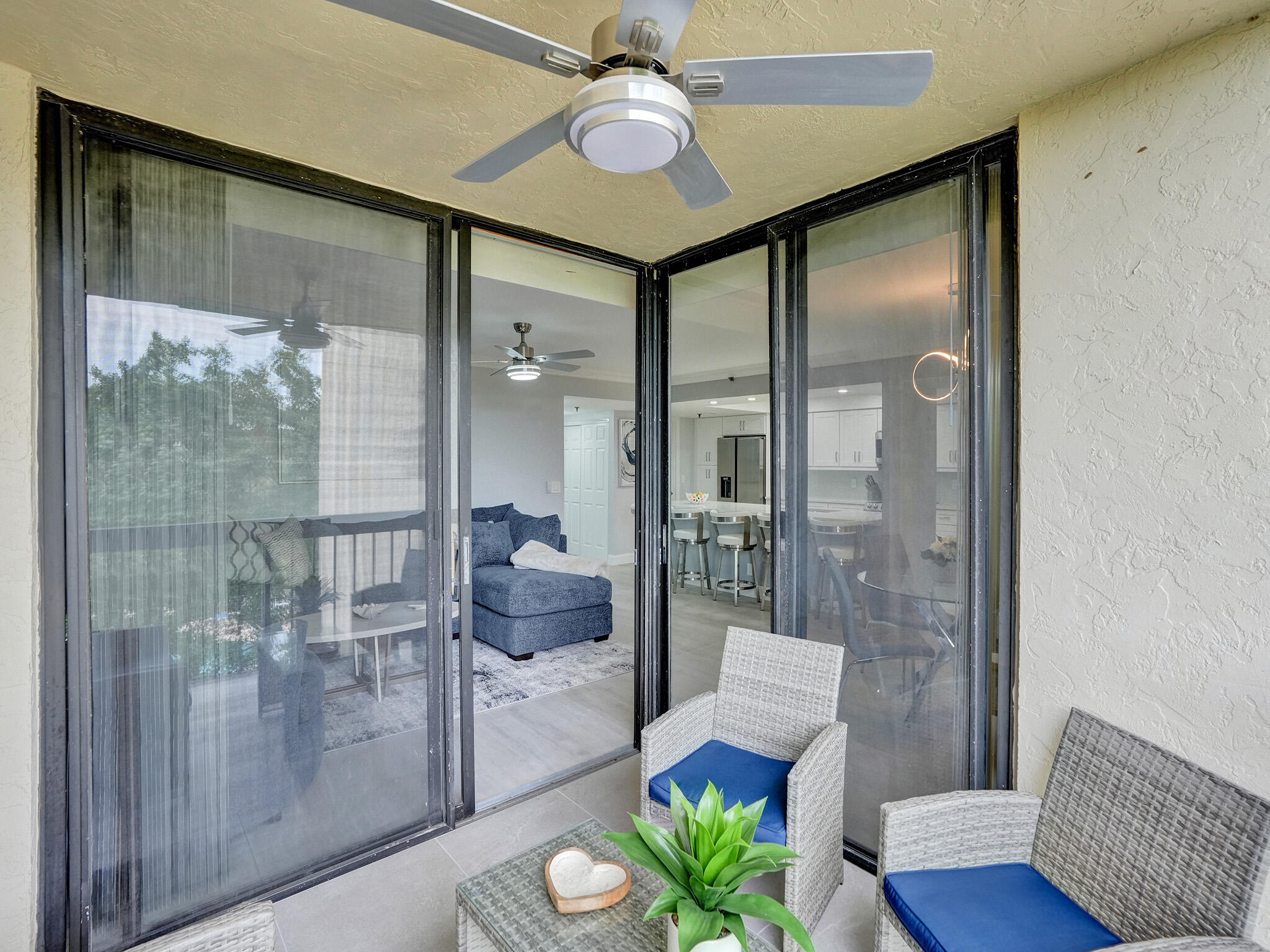 955 Egret Circle 405 Property Photo 35