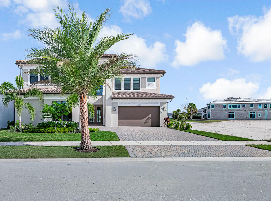 10028 Cloud View Property Photo 3