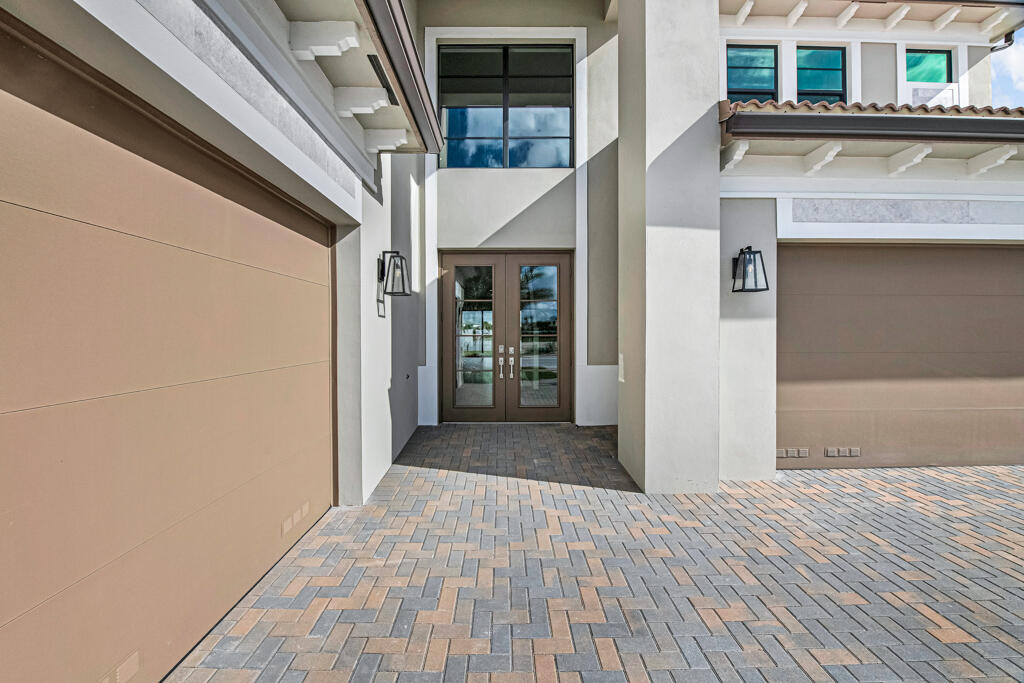 10028 Cloud View Property Photo 6