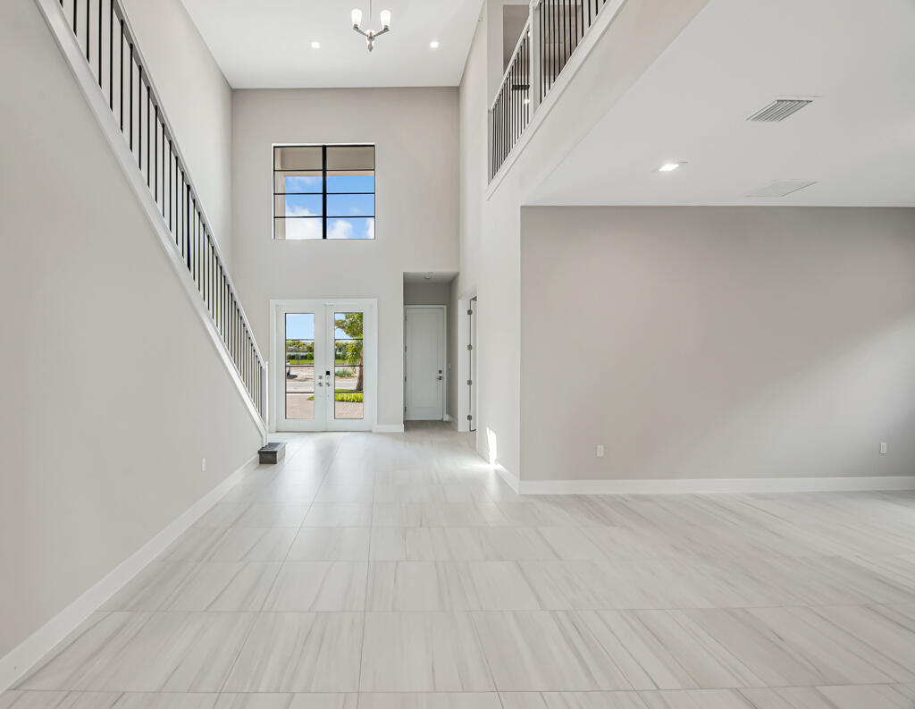 10028 Cloud View Property Photo 7