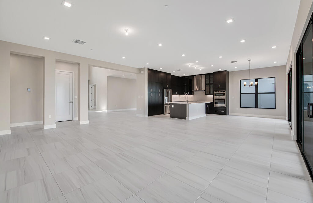 10028 Cloud View Property Photo 19