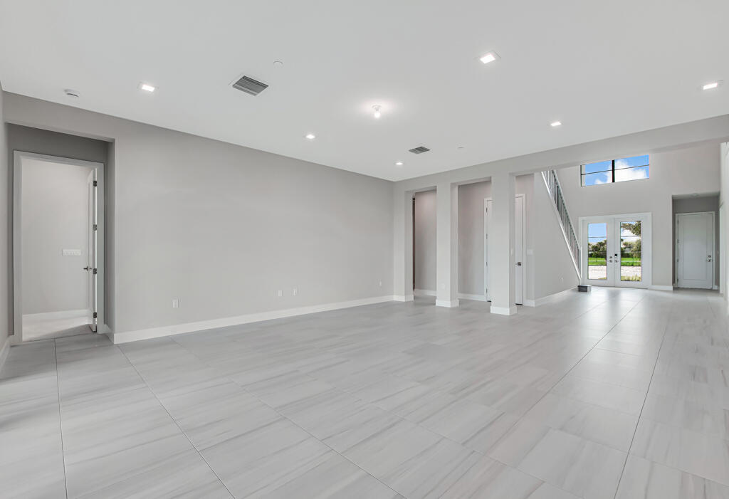 10028 Cloud View Property Photo 21