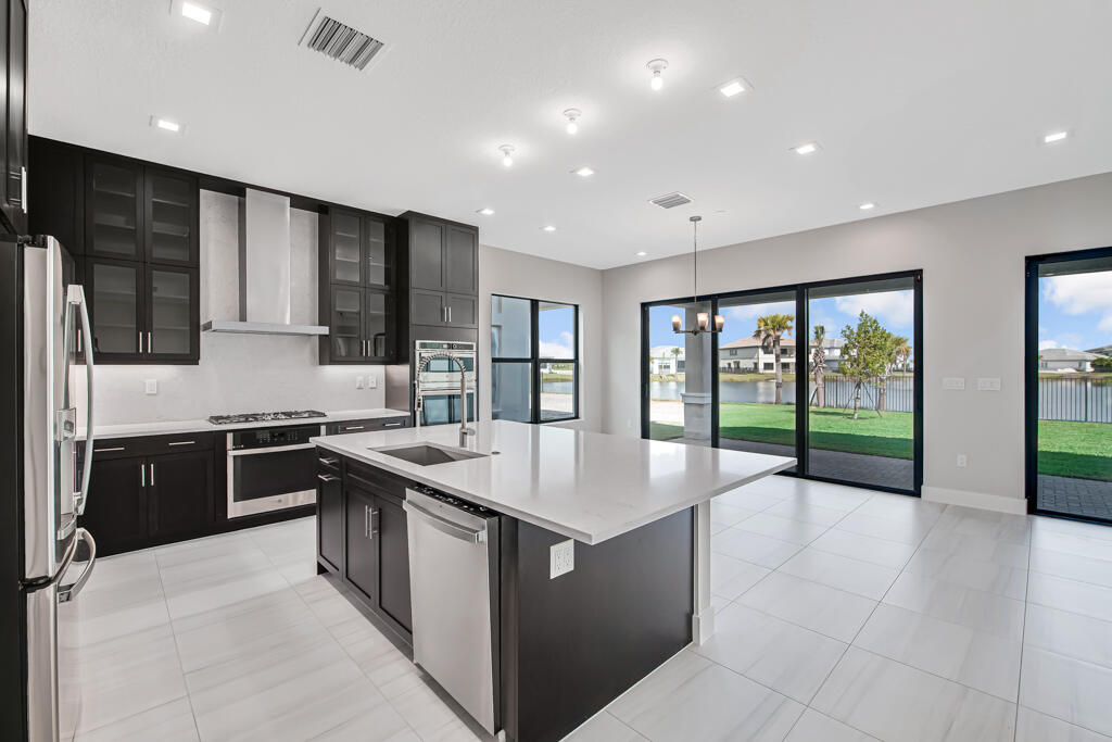 10028 Cloud View Property Photo 23