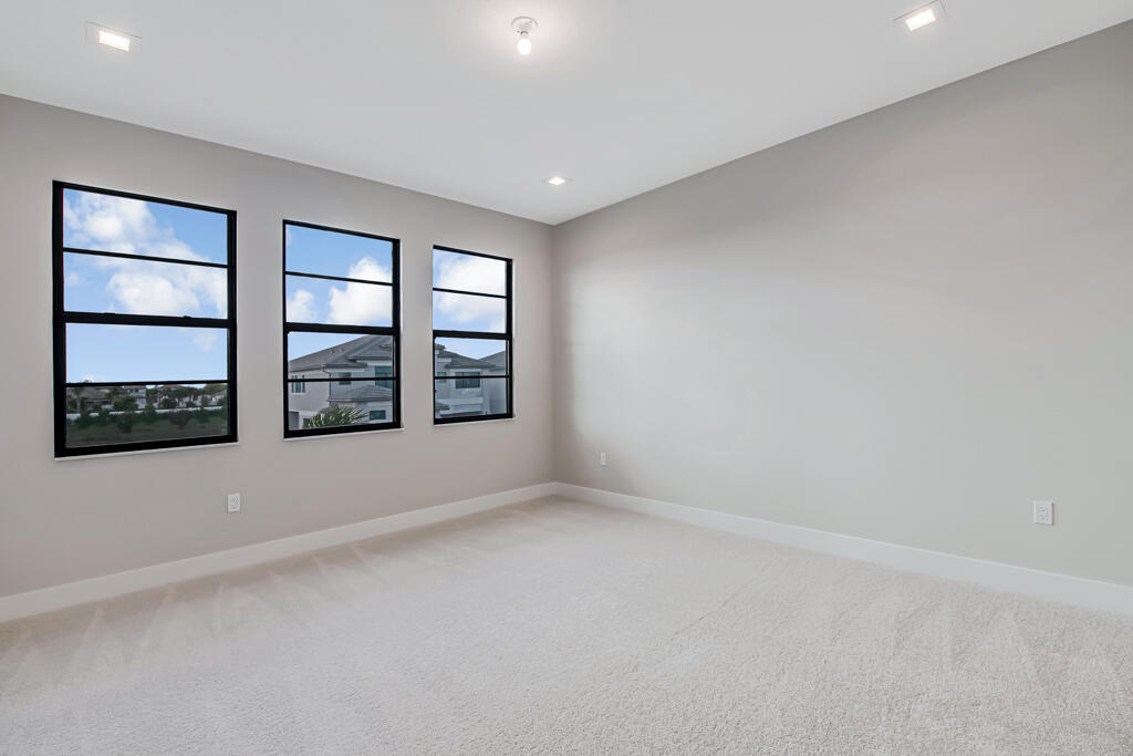 10028 Cloud View Property Photo 96