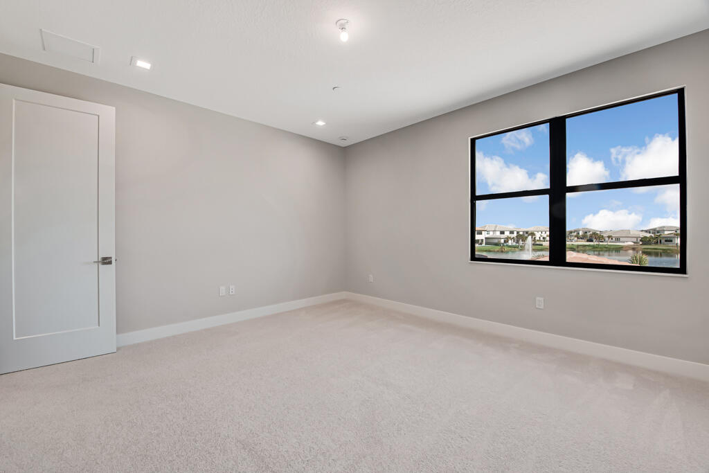 10028 Cloud View Property Photo 111