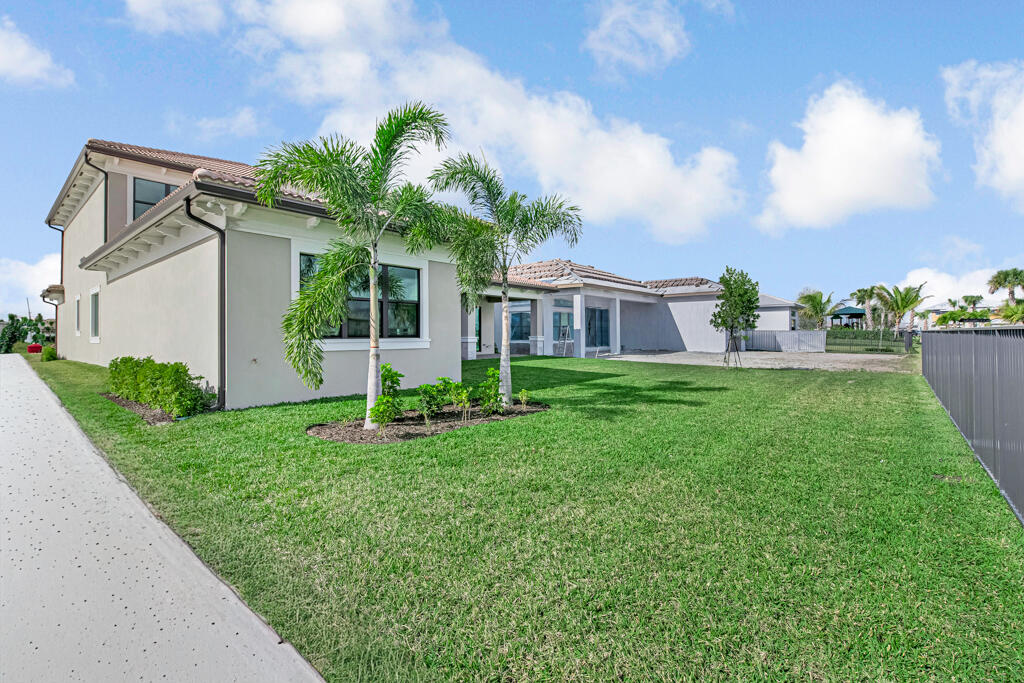 10028 Cloud View Property Photo 128