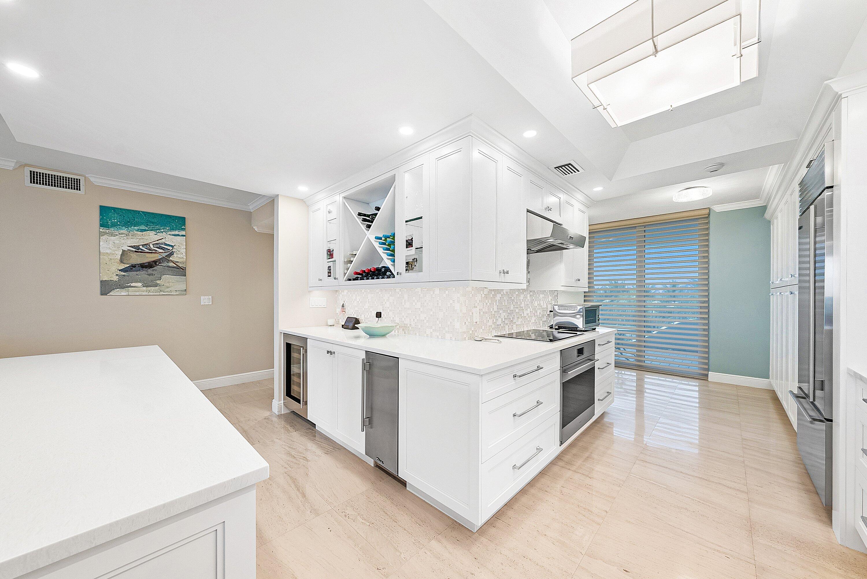 2001 Se Sailfish Point Boulevard 313 Property Photo 12