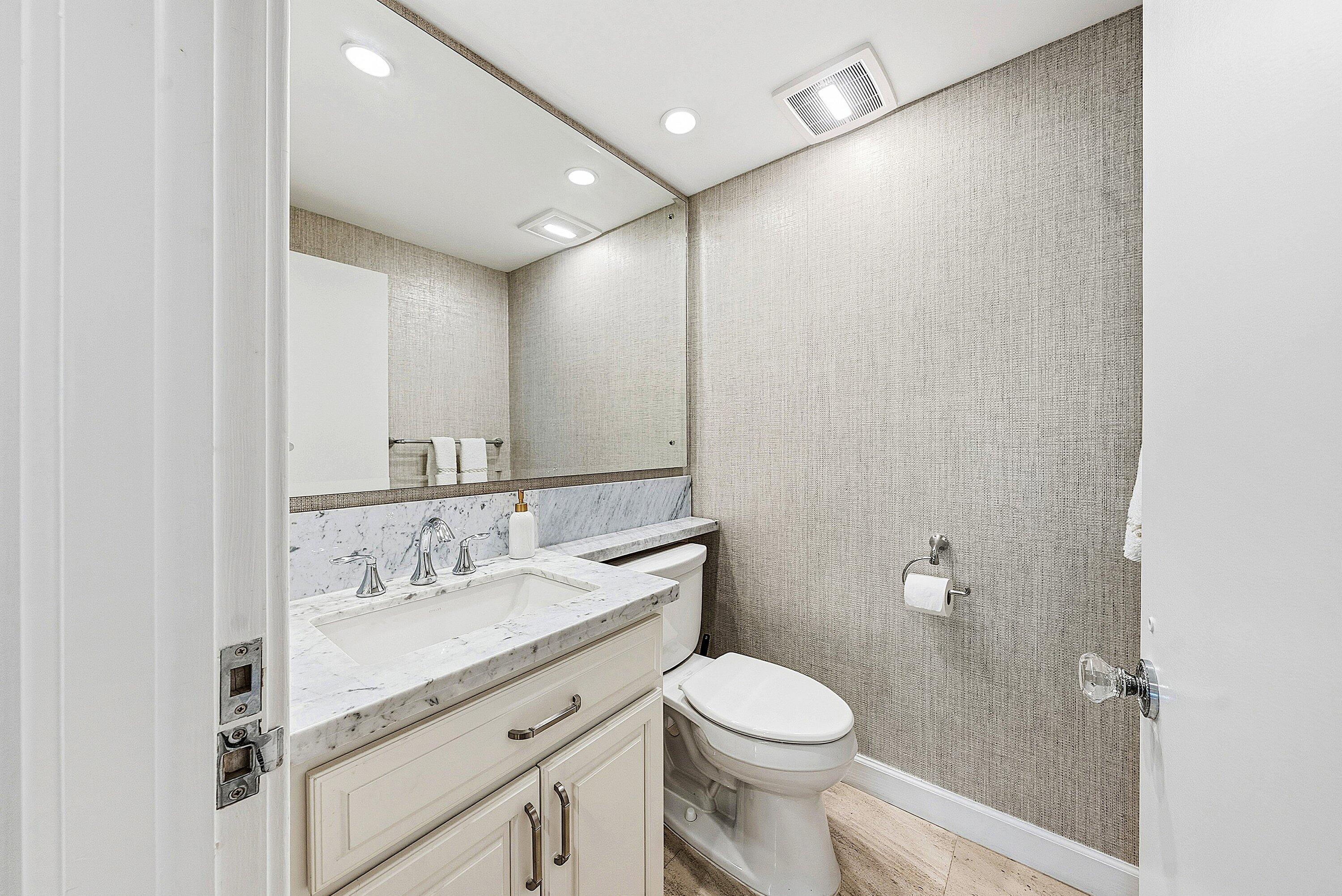 2001 Se Sailfish Point Boulevard 313 Property Photo 26