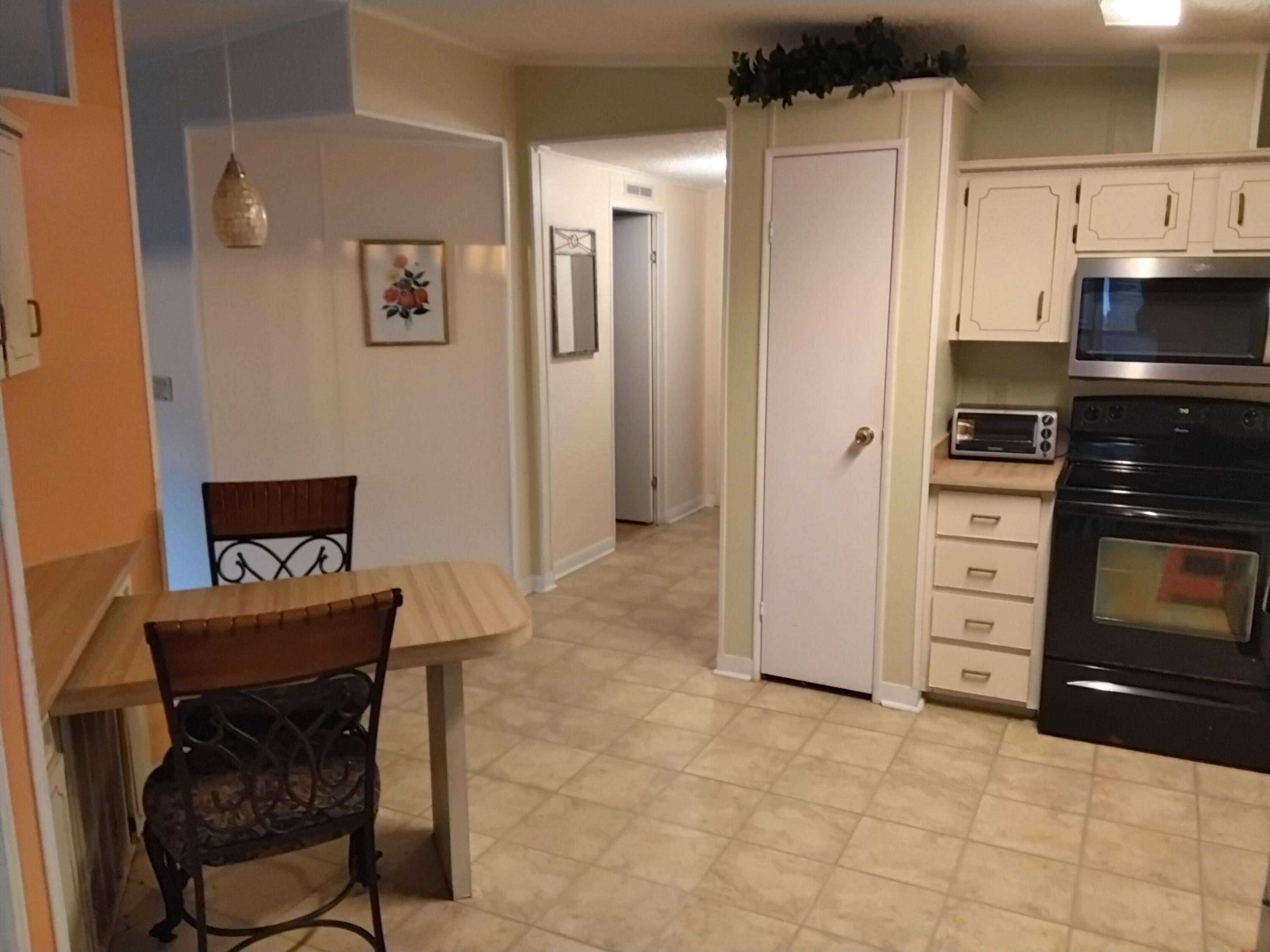 14 Jacaranda Lane Property Photo 14