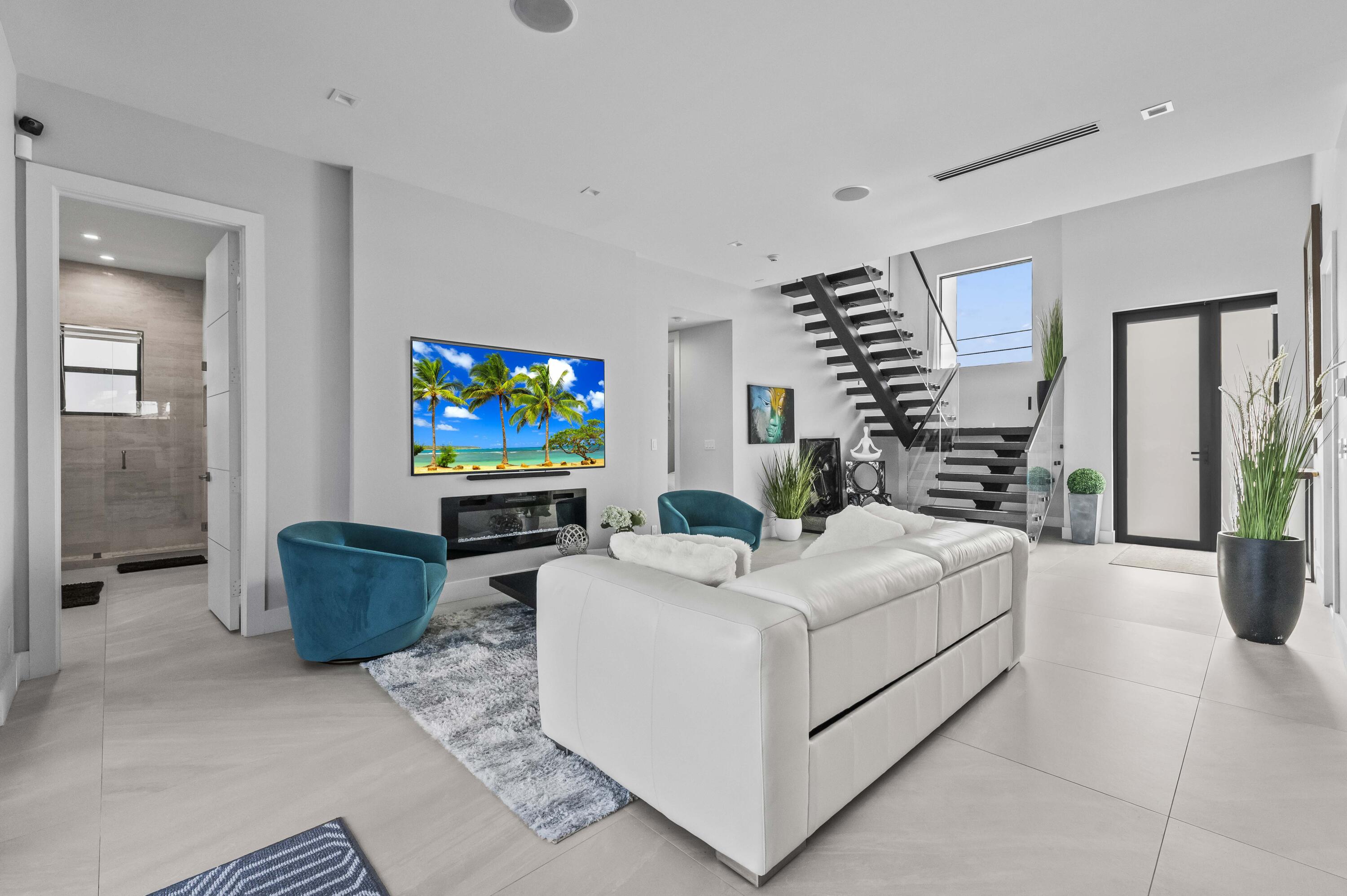 1201 Mandarin Isle Property Photo 8
