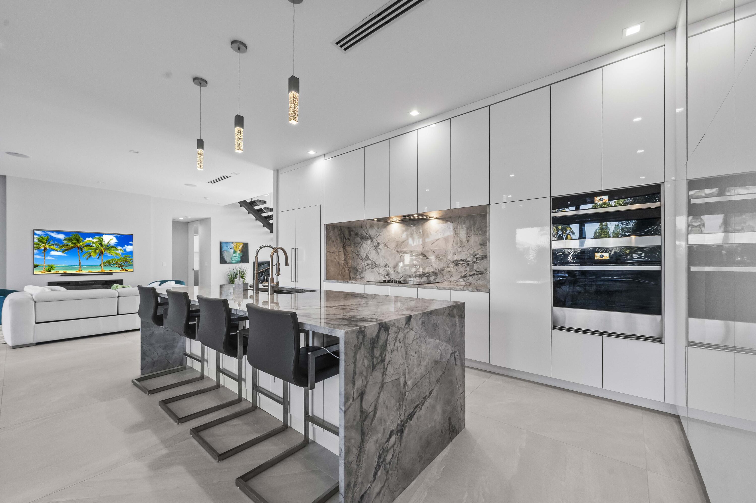 1201 Mandarin Isle Property Photo 13