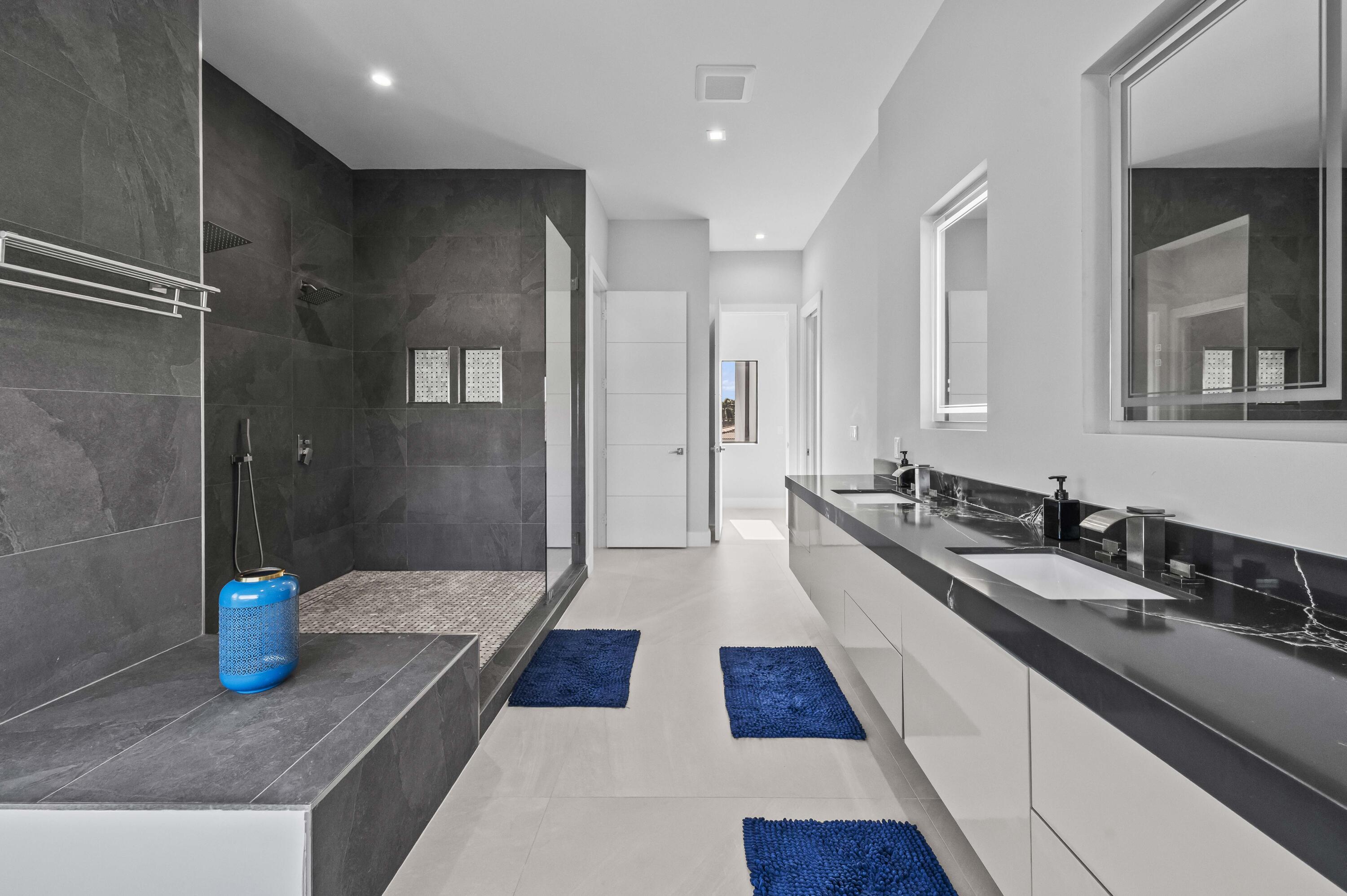 1201 Mandarin Isle Property Photo 27
