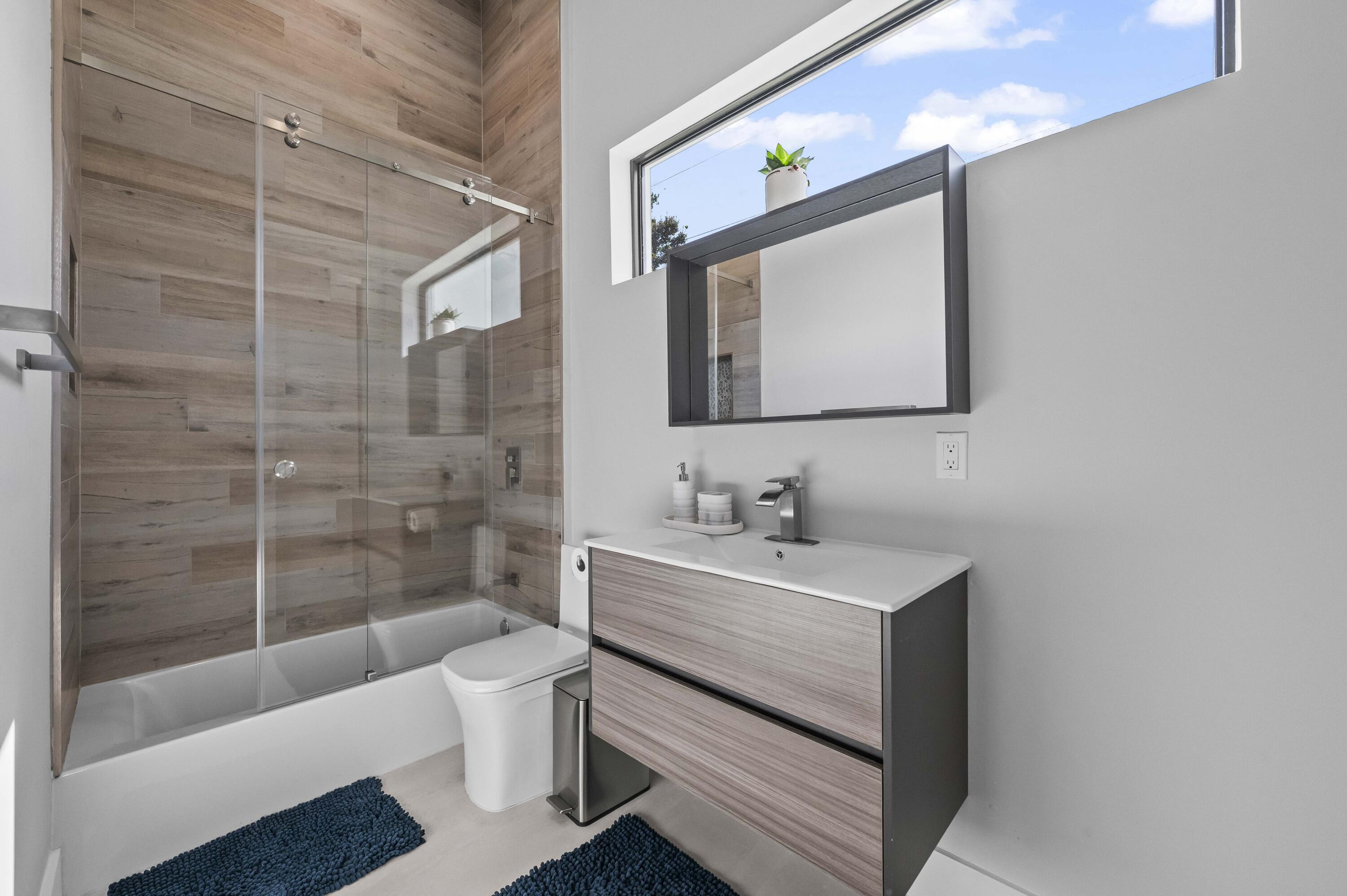 1201 Mandarin Isle Property Photo 32