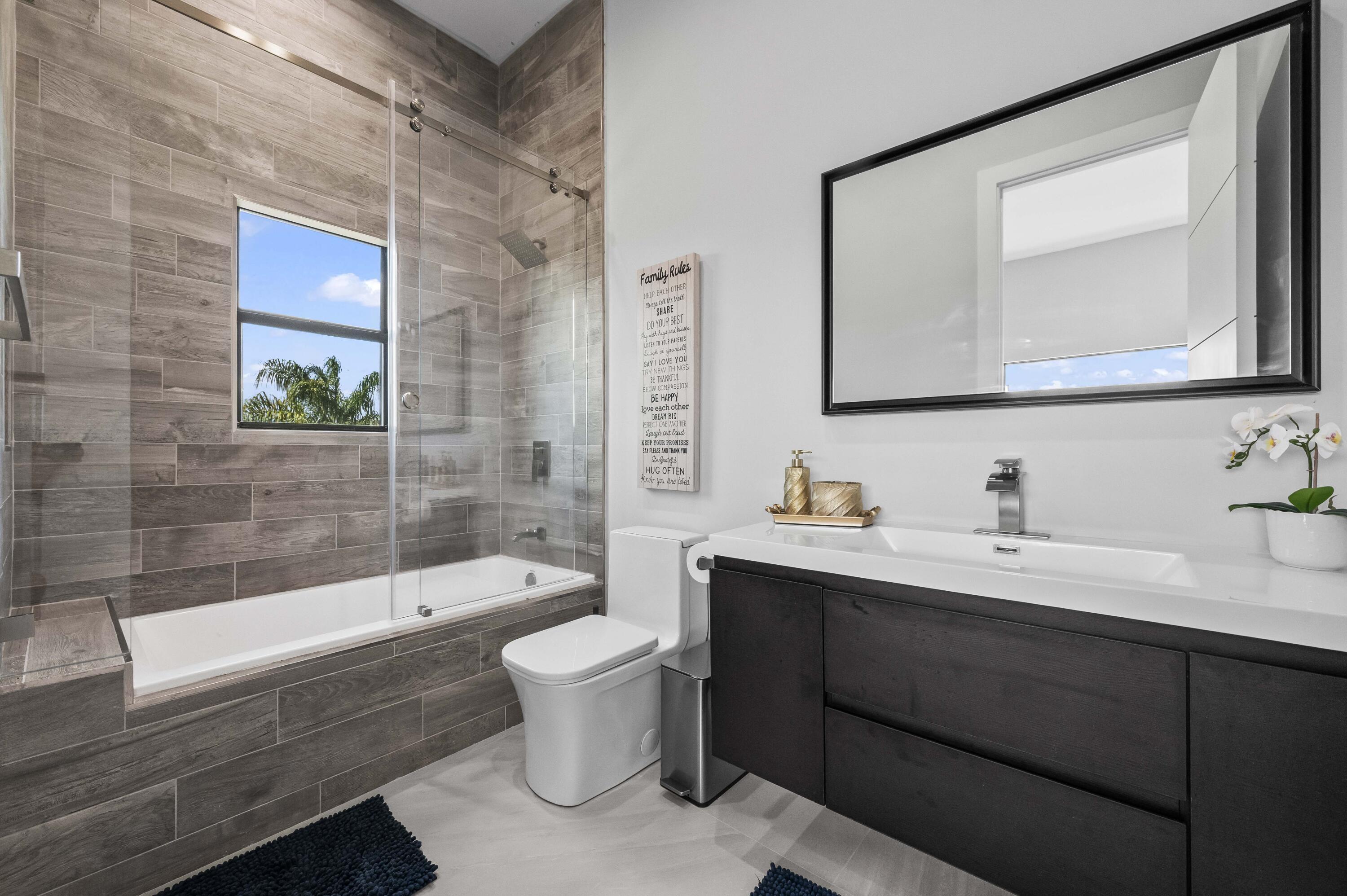 1201 Mandarin Isle Property Photo 44