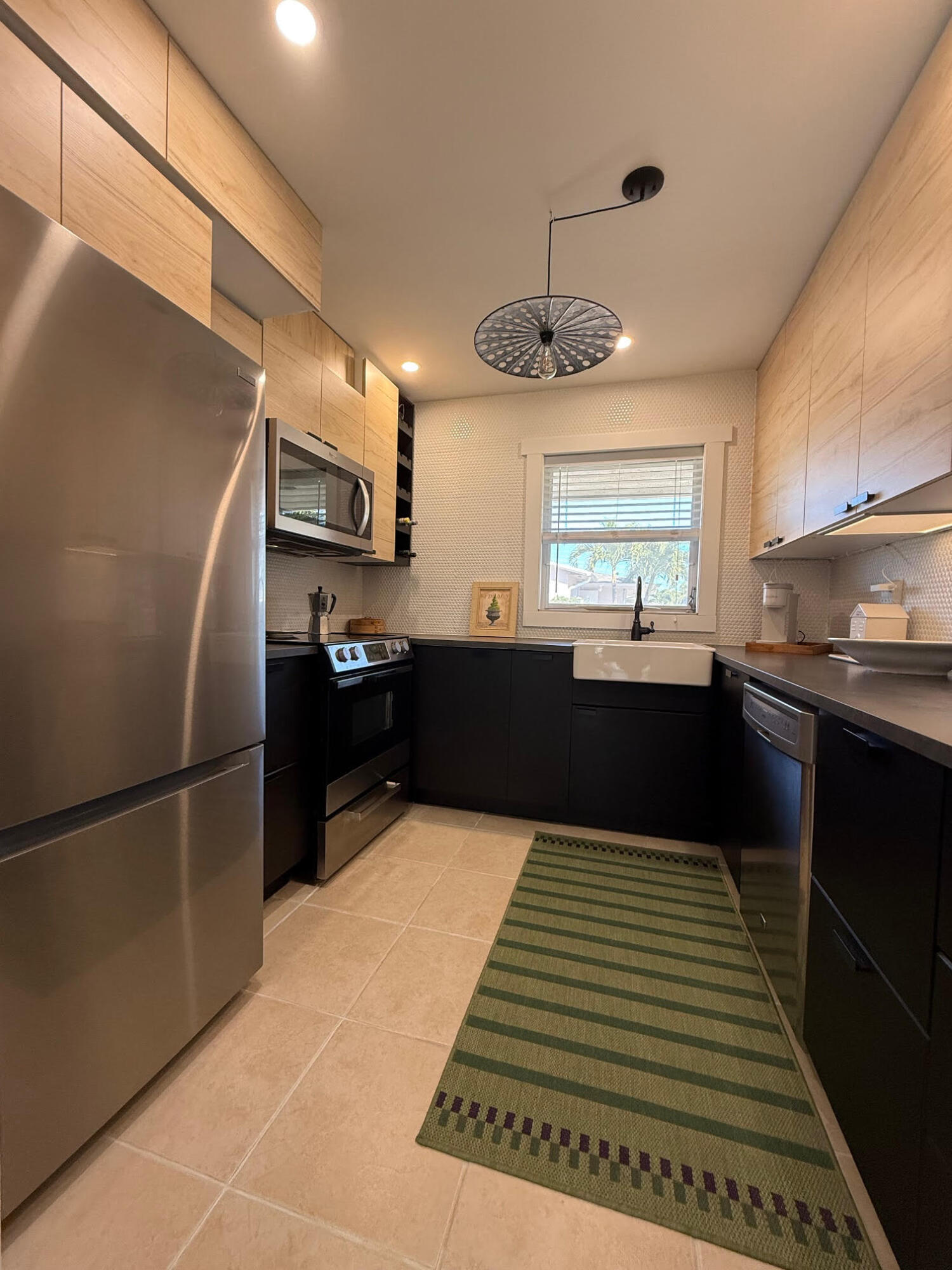 2688 Dudley Drive E B Property Photo 6