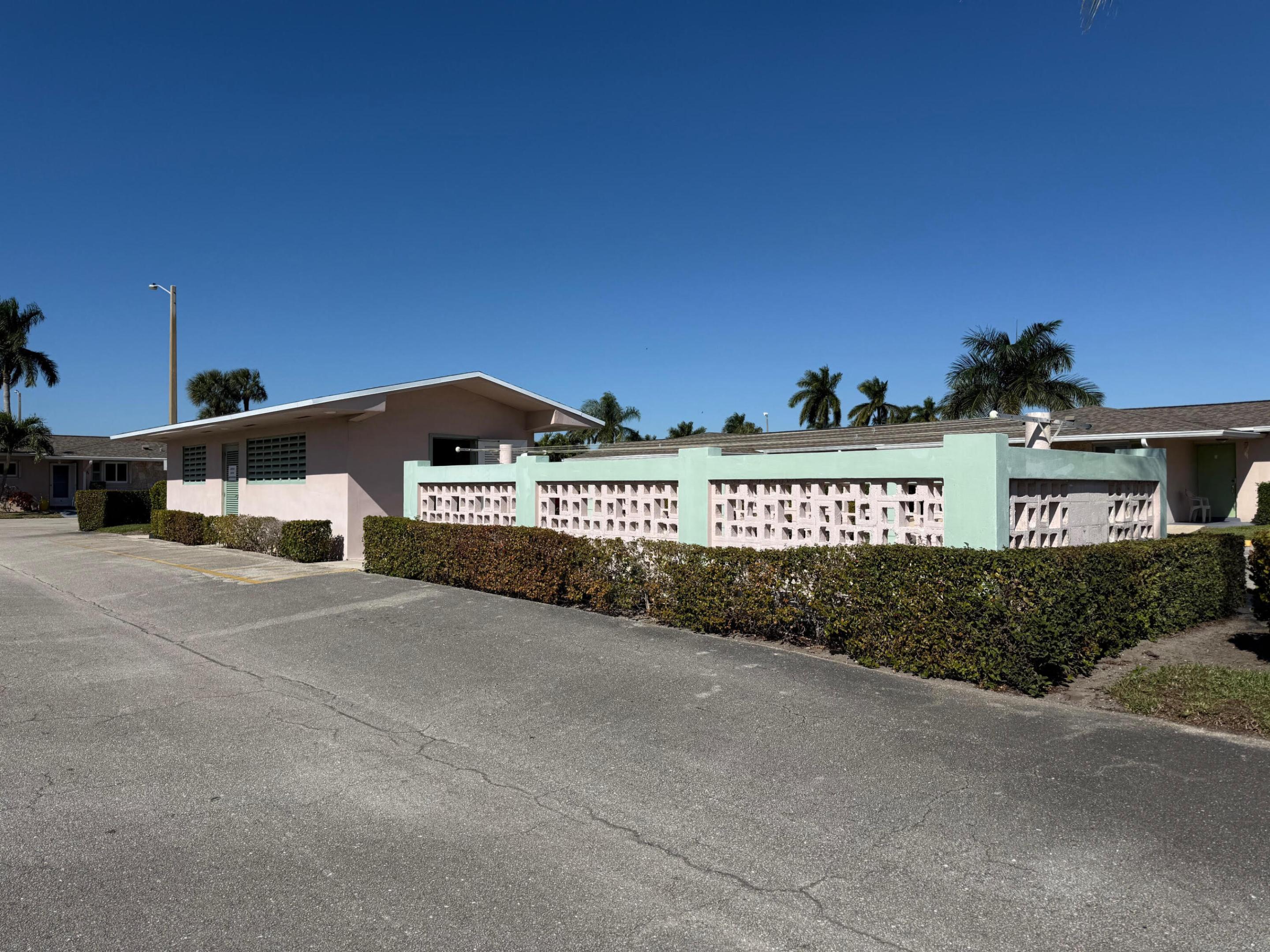 2688 Dudley Drive E B Property Photo 17