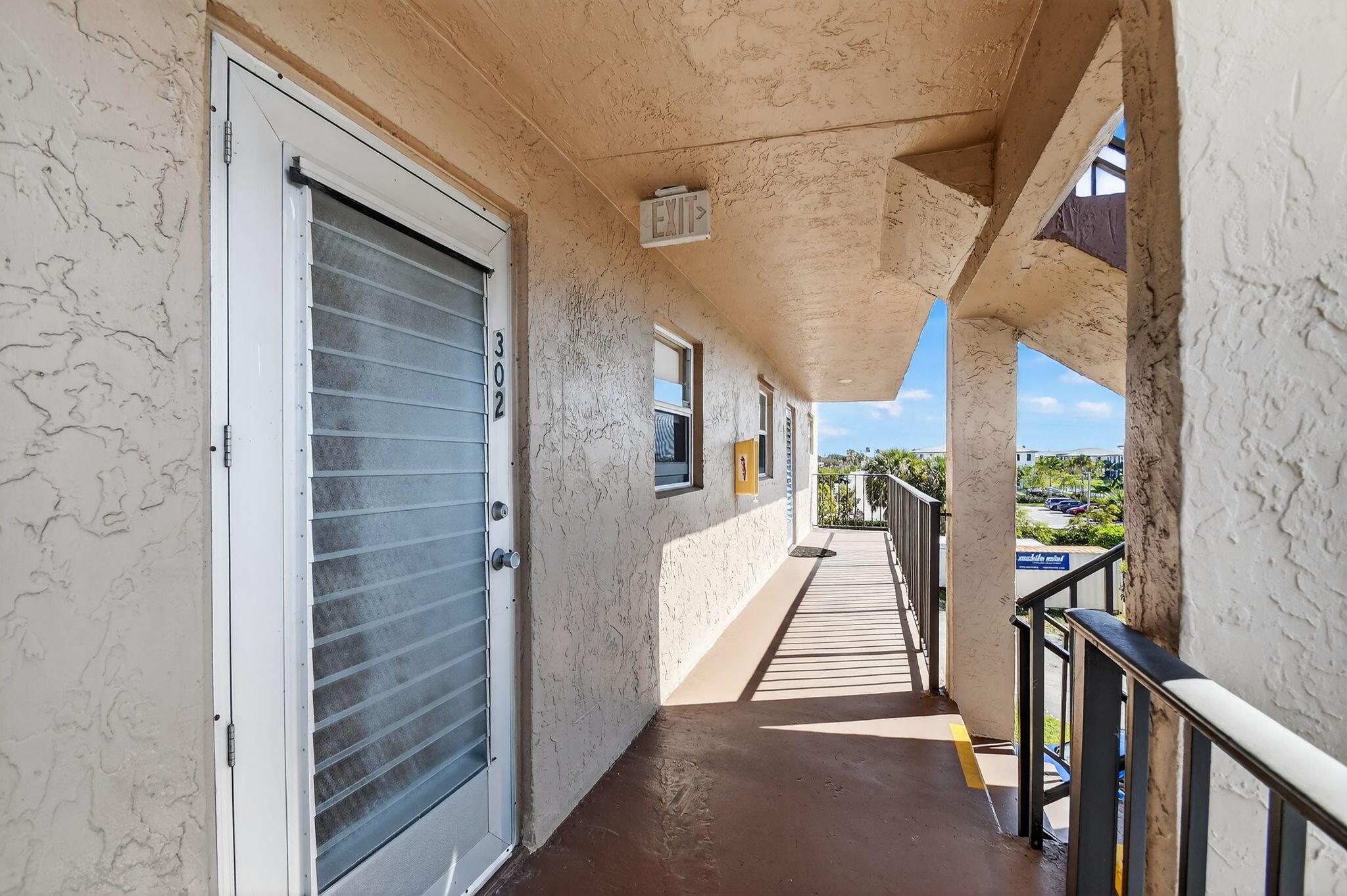 729 Lori Drive 302 Property Photo 4