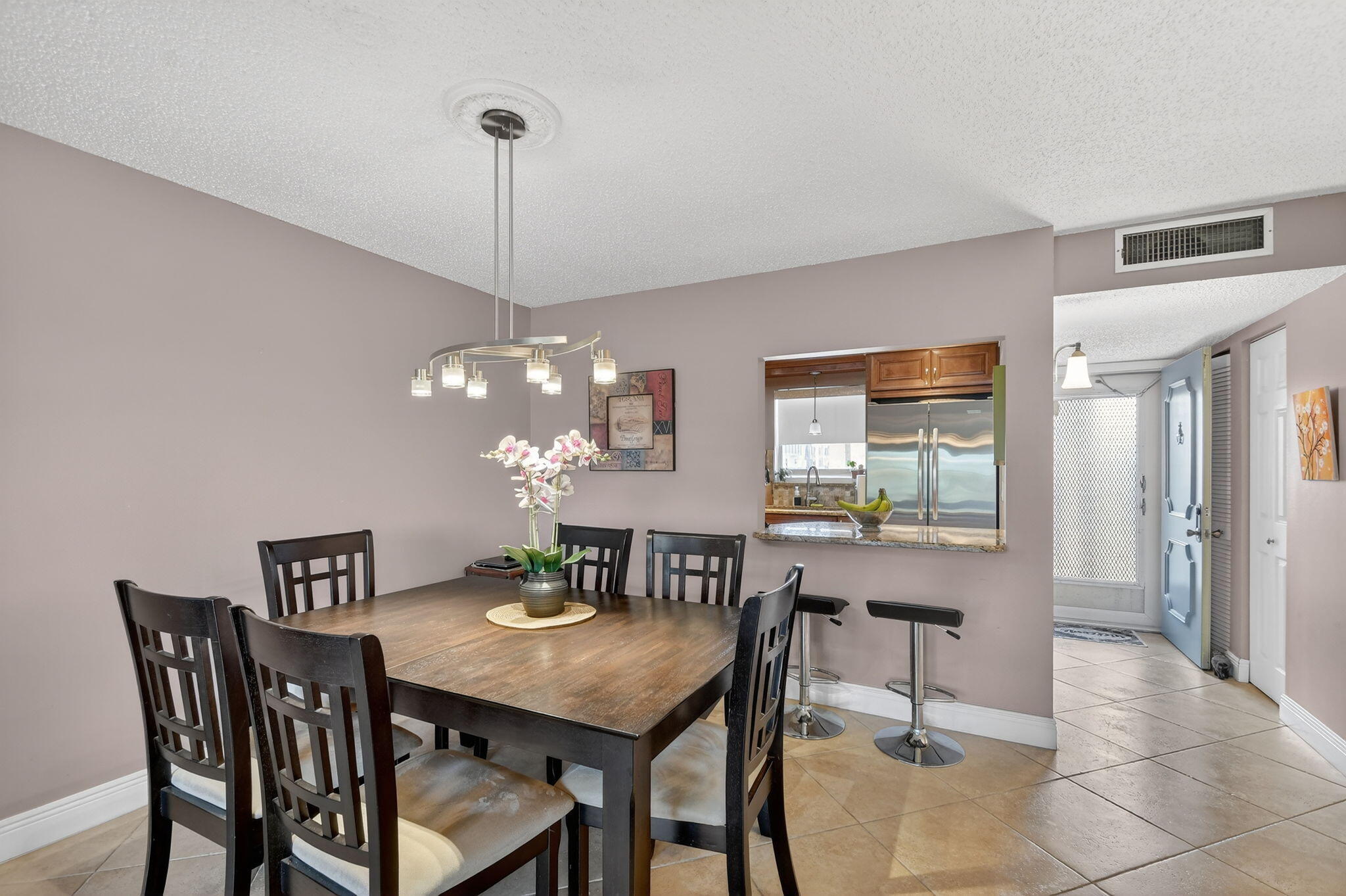 729 Lori Drive 302 Property Photo 11