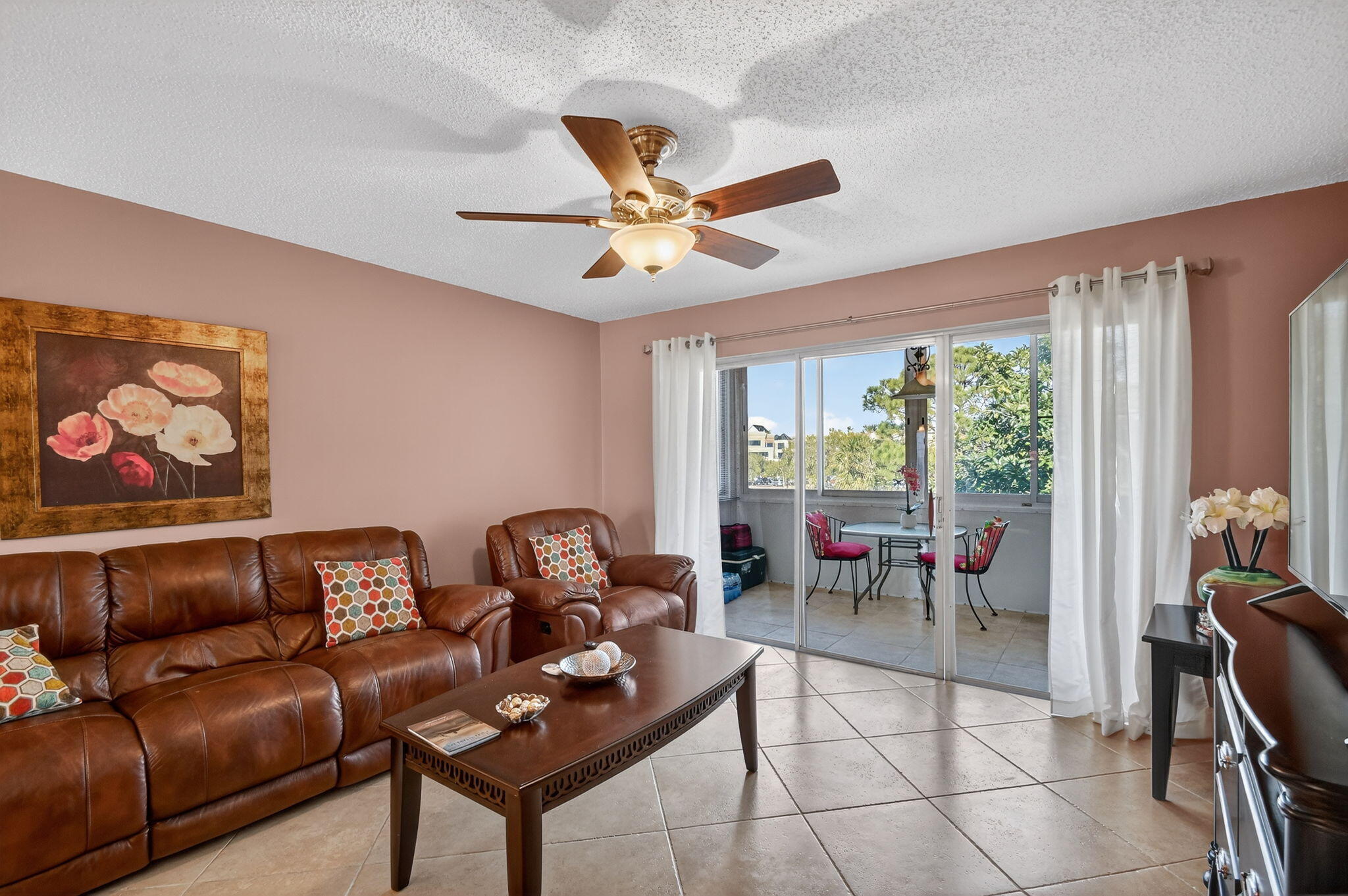 729 Lori Drive 302 Property Photo 15