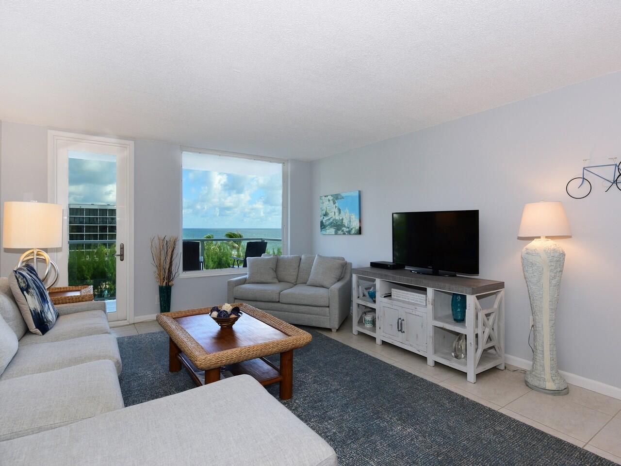 3450 S Ocean Boulevard 406 Property Photo 11