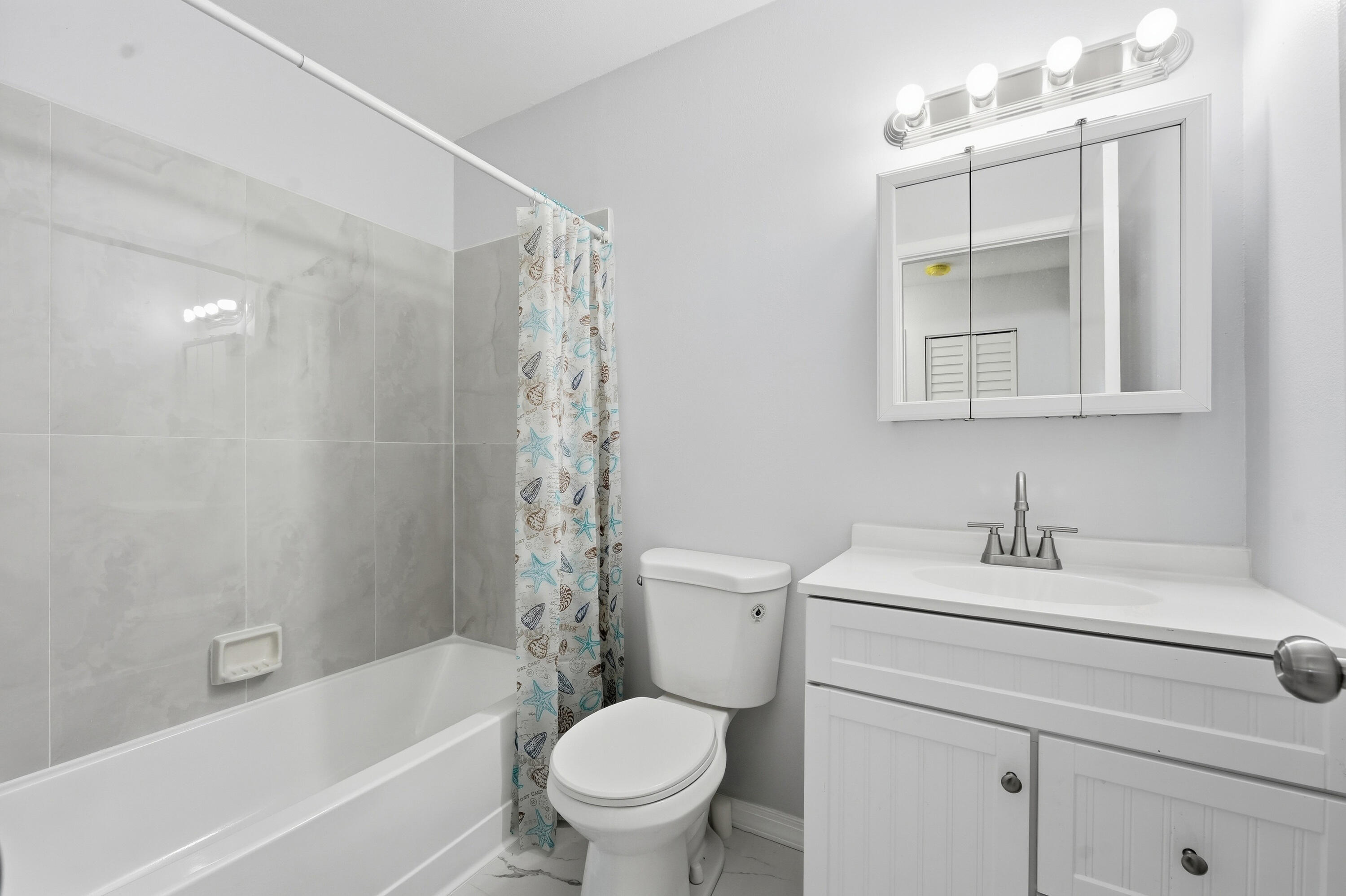 420 Se Streamlet Avenue Property Photo 23