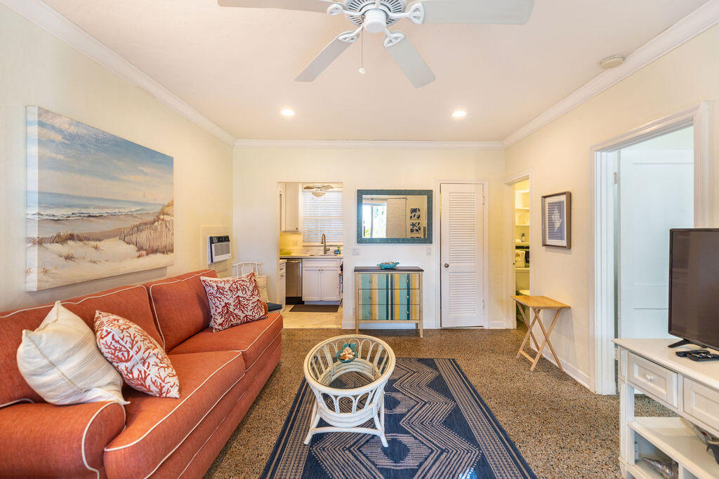 88 S Ocean Boulevard Property Photo 4