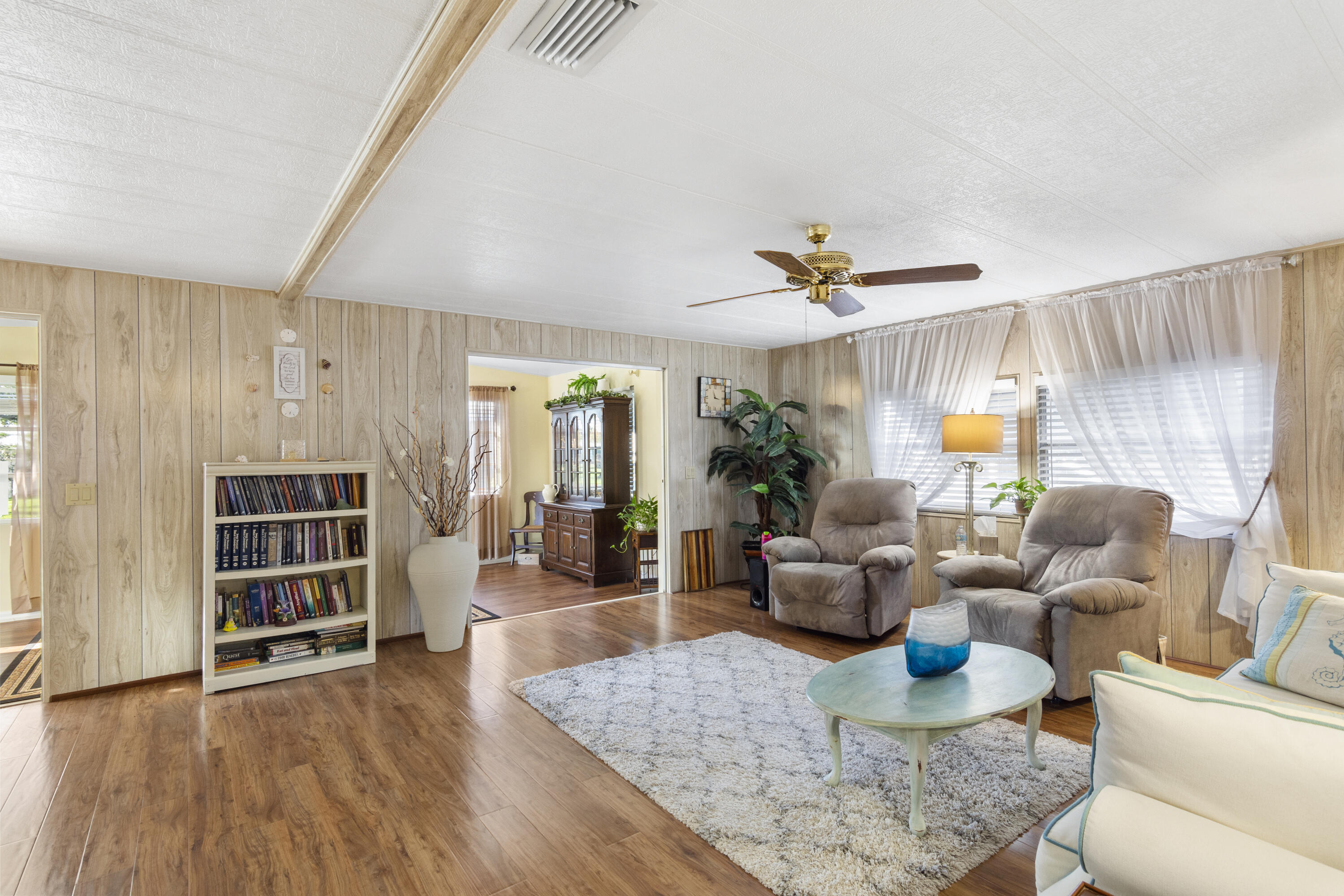 485 Onyx Way Property Photo 10
