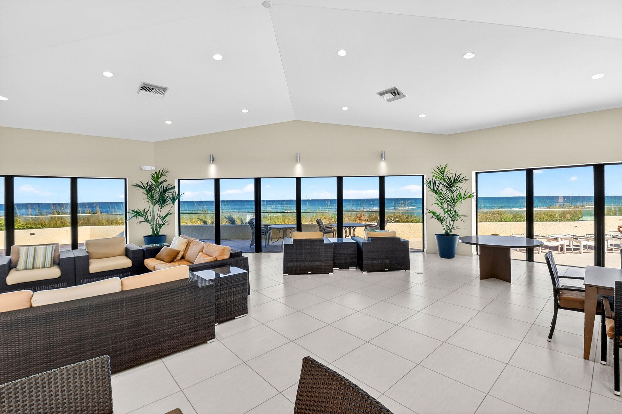 5510 N Ocean Drive 7c Property Photo 49