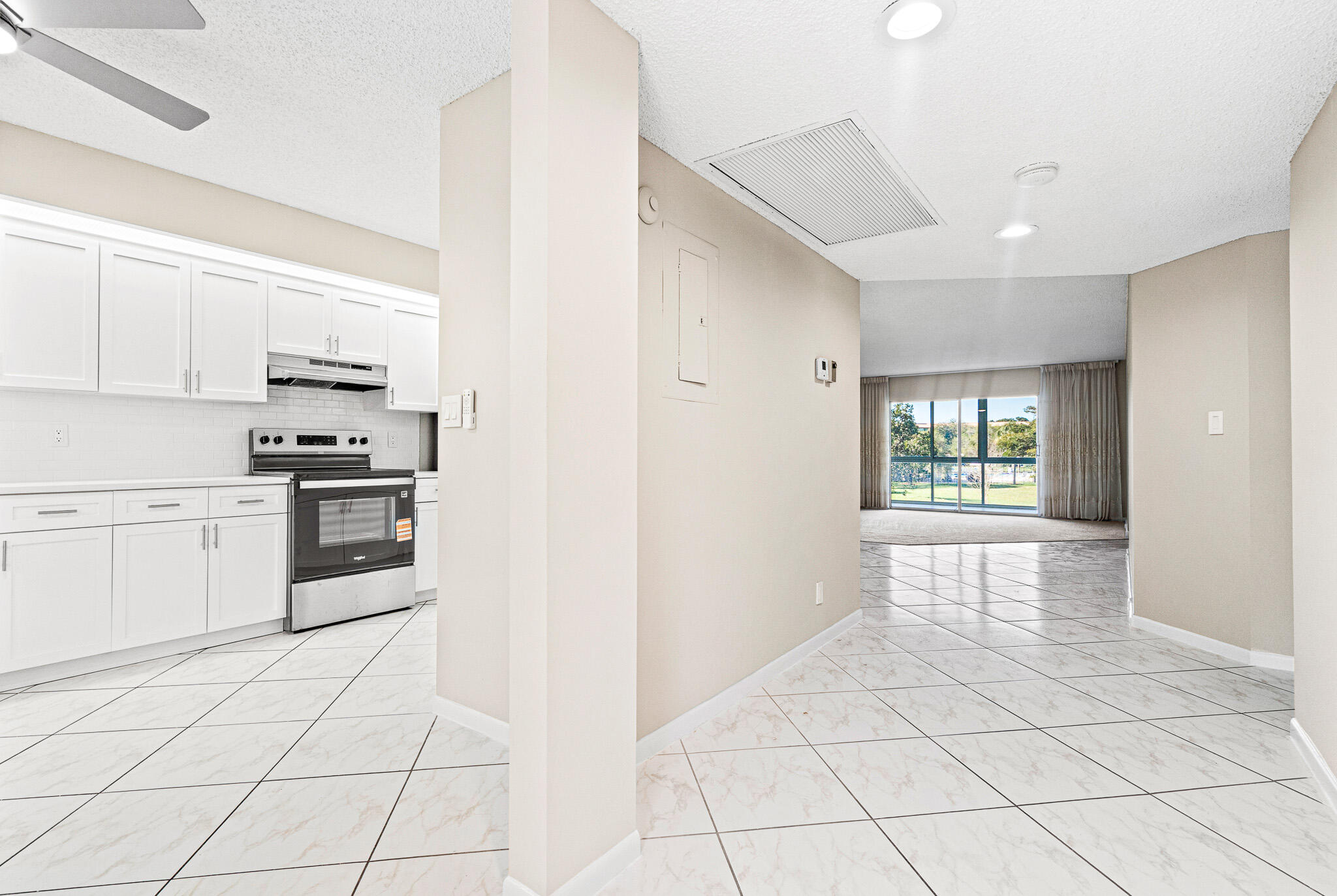 1606 Abaco Drive H2 Property Photo 2