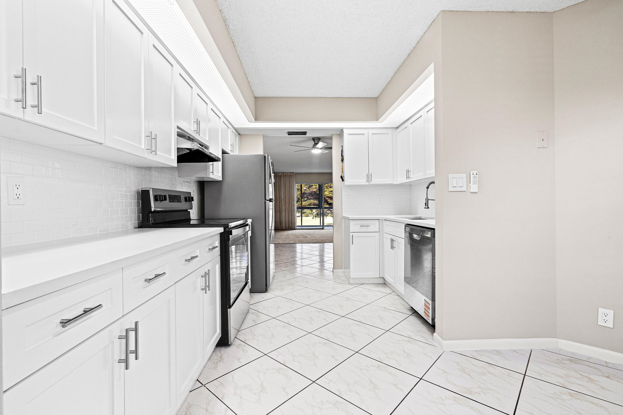 1606 Abaco Drive H2 Property Photo 4