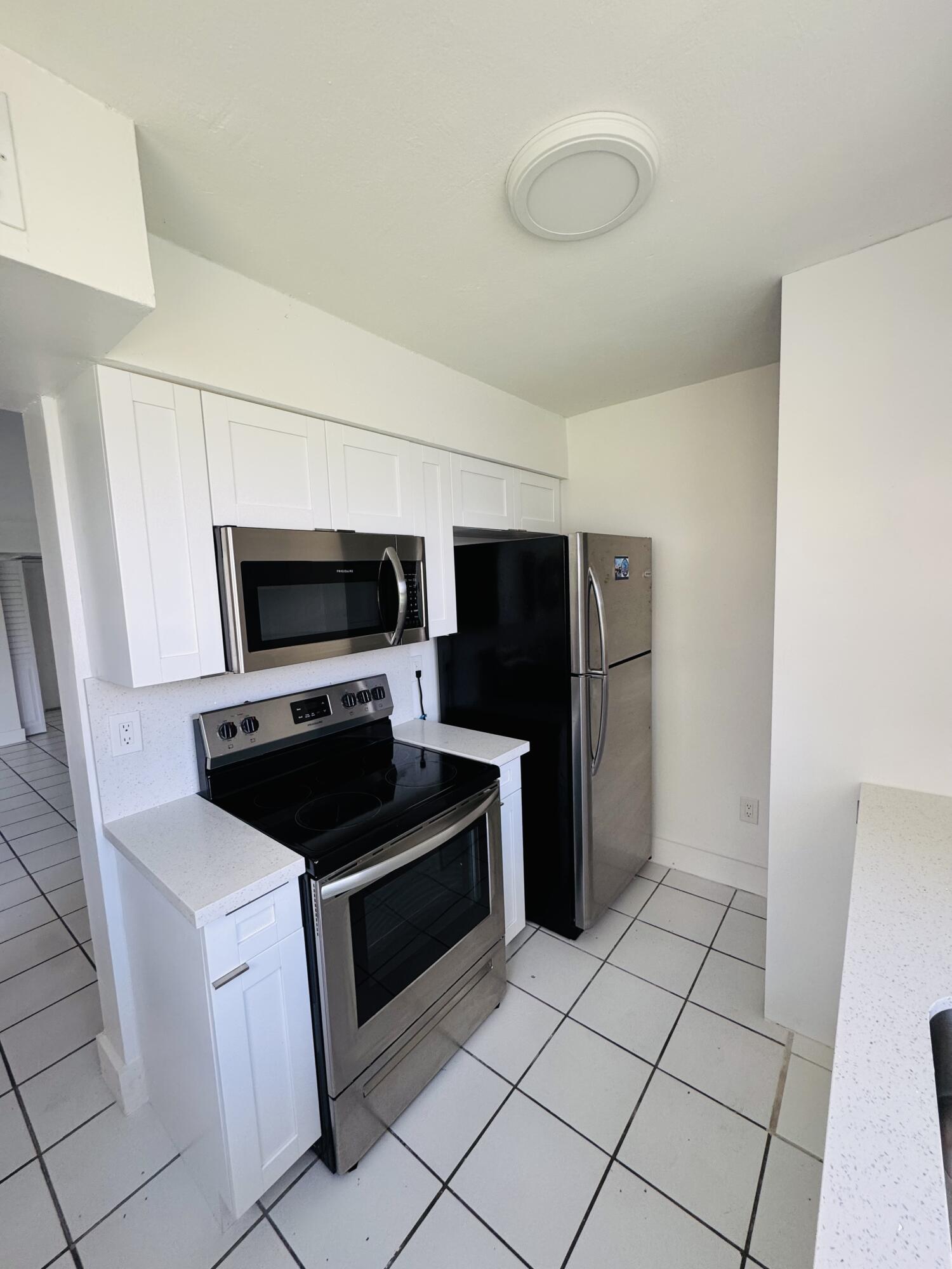 1021 Adams Avenue 1021f Property Photo 4