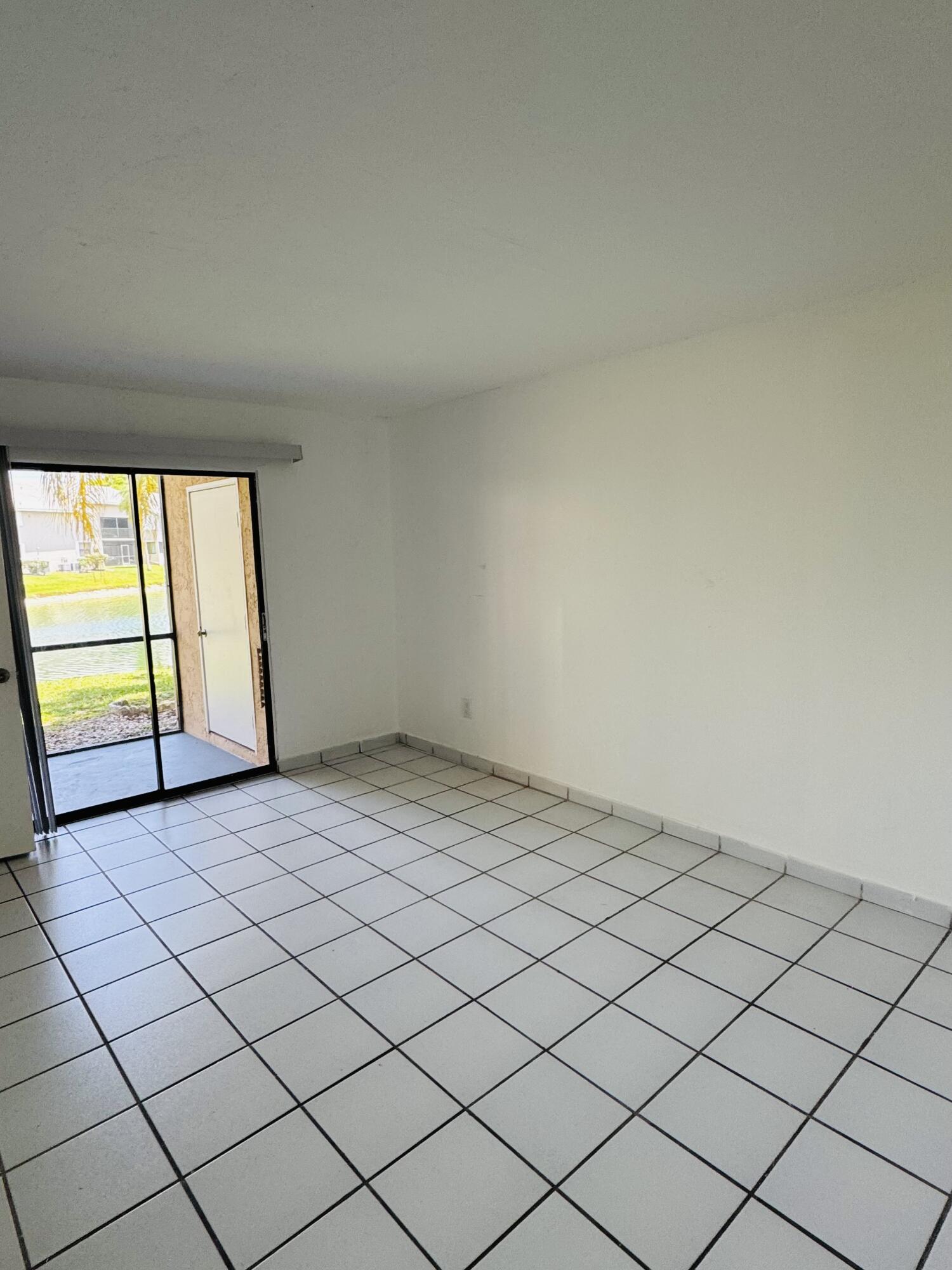 1021 Adams Avenue 1021f Property Photo 8