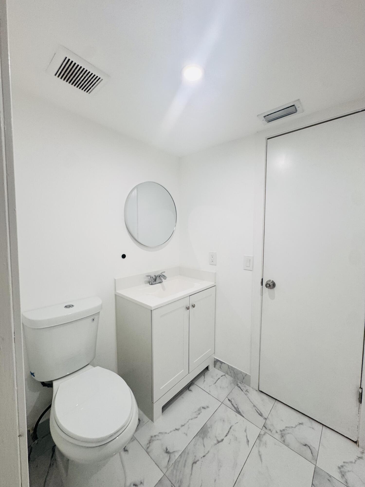 1021 Adams Avenue 1021f Property Photo 13