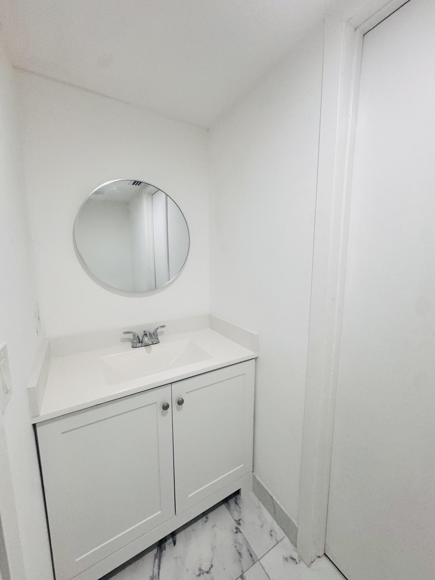1021 Adams Avenue 1021f Property Photo 15