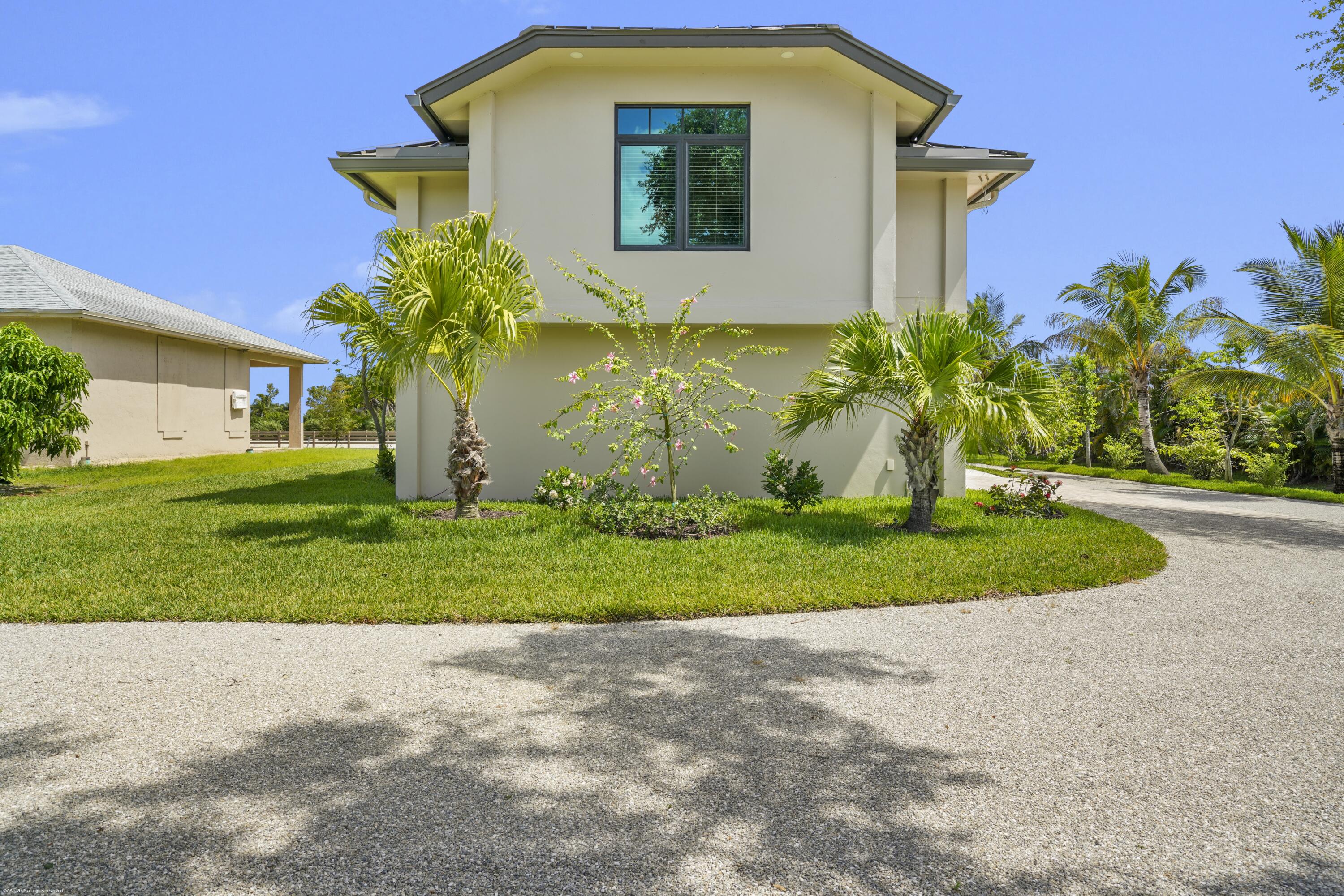 16219 Hollow Tree Lane Property Photo 11
