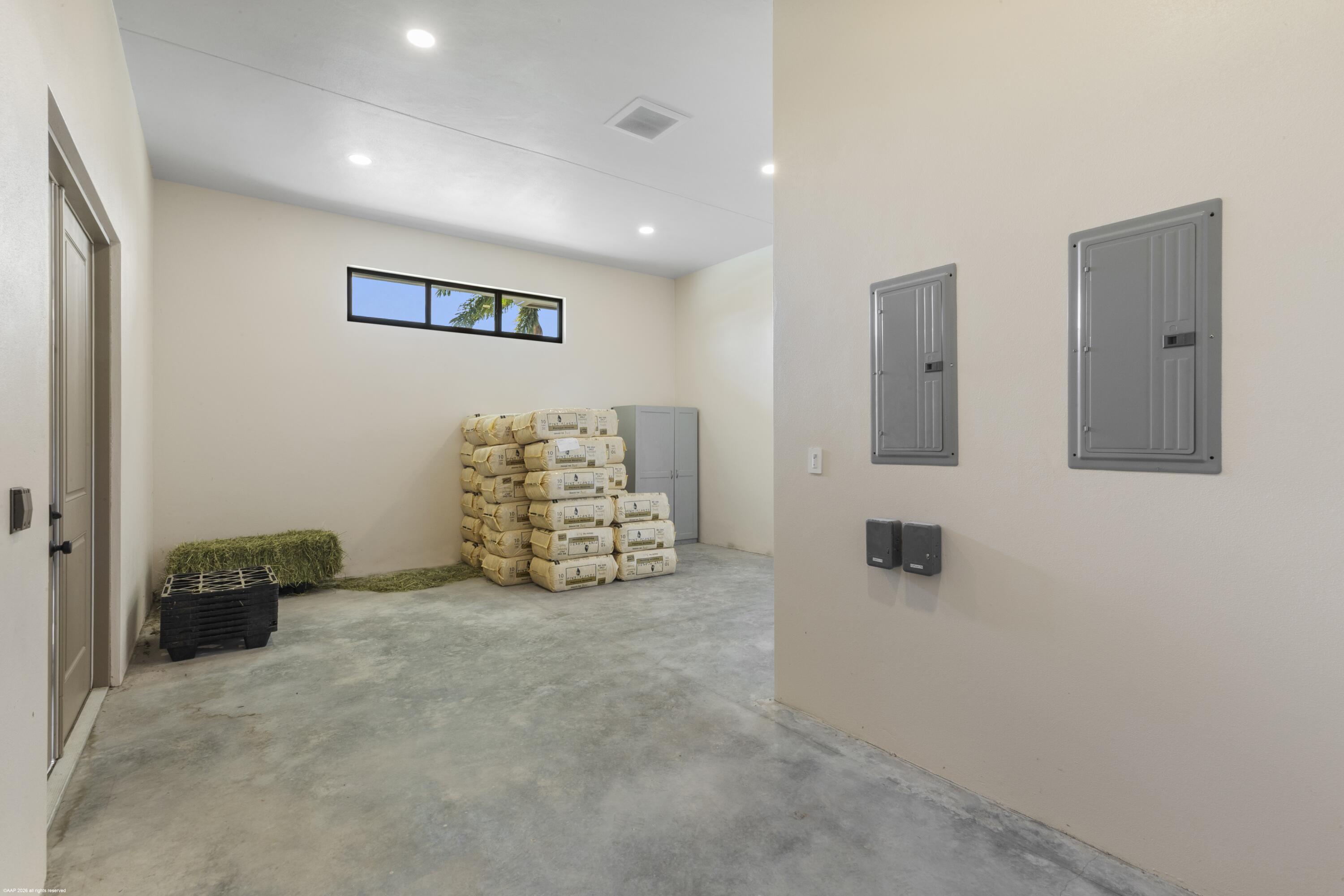 16219 Hollow Tree Lane Property Photo 19