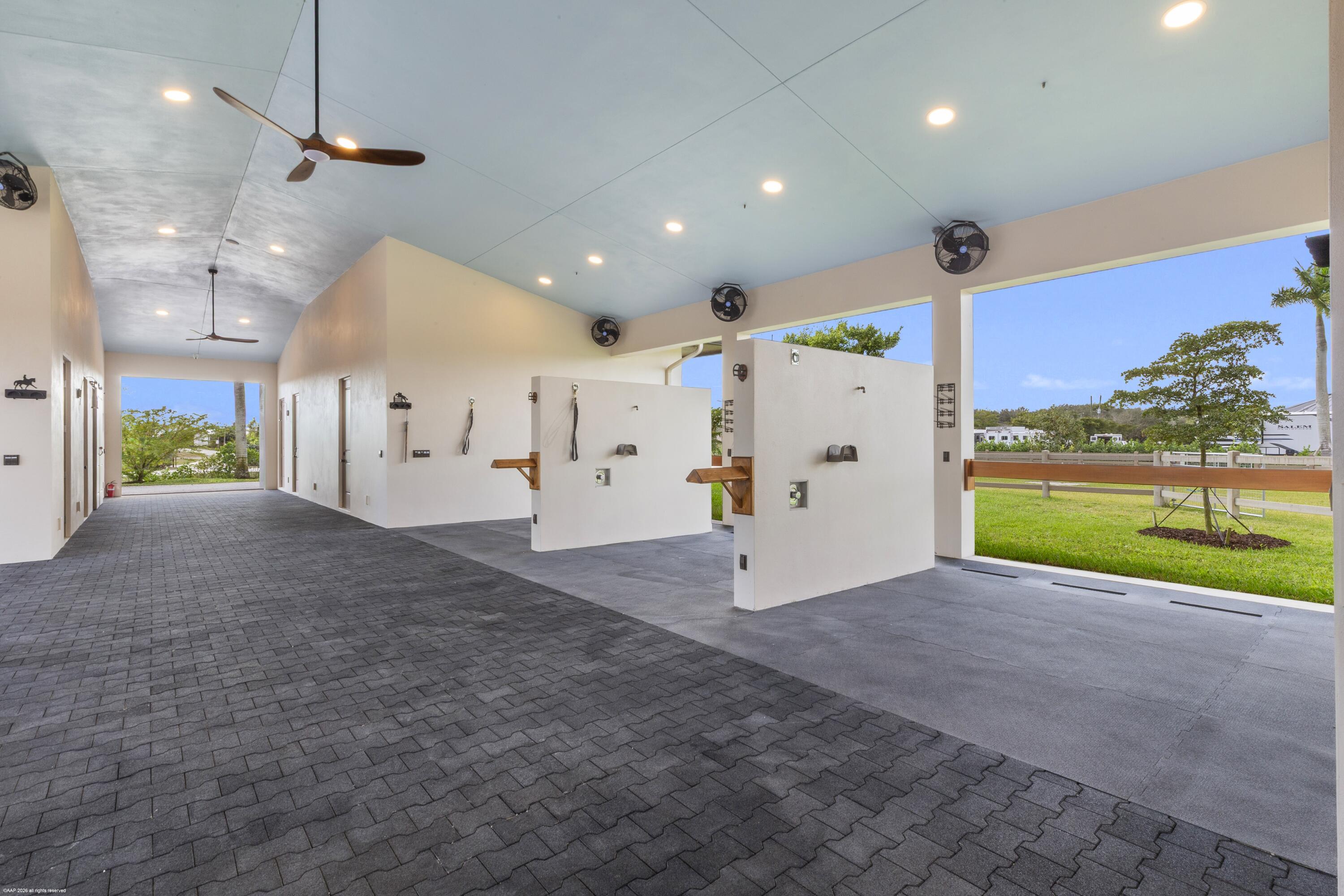 16219 Hollow Tree Lane Property Photo 25