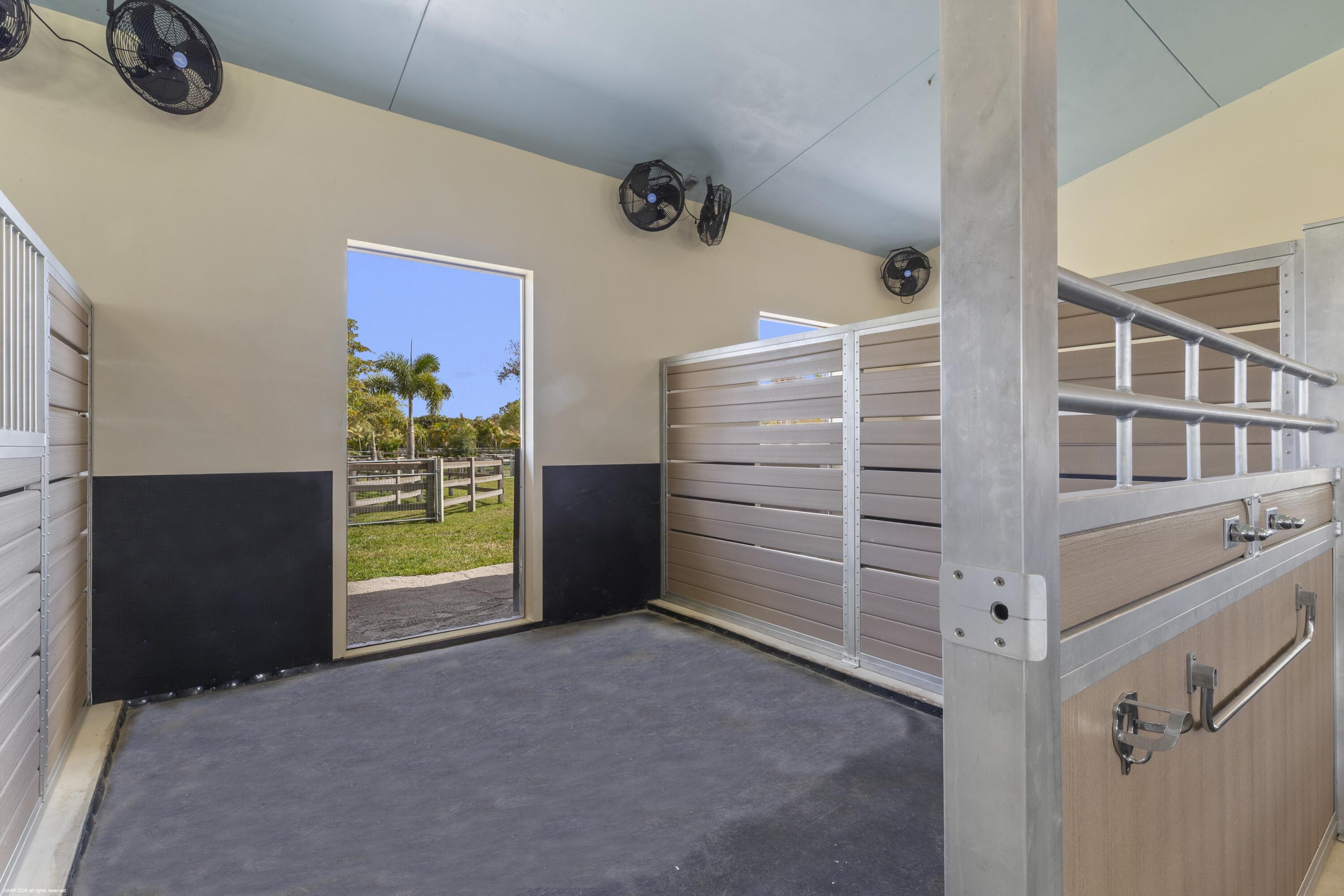 16219 Hollow Tree Lane Property Photo 28