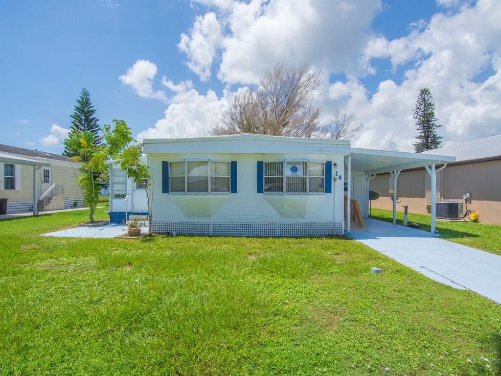 14 Golf Drive Property Photo 5