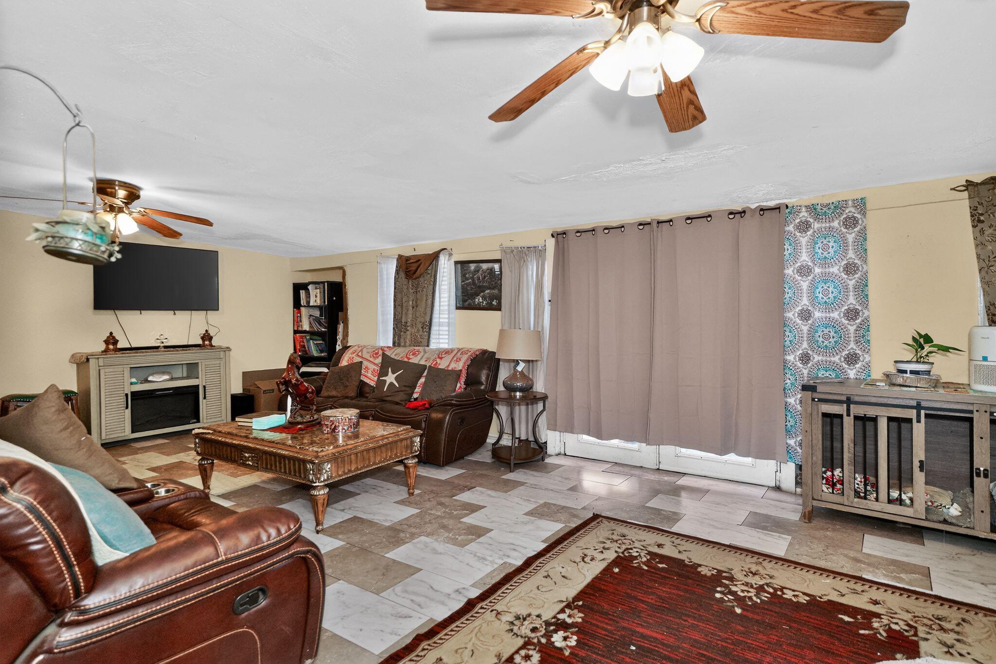 7638 Sundown Creek Road Property Photo 12