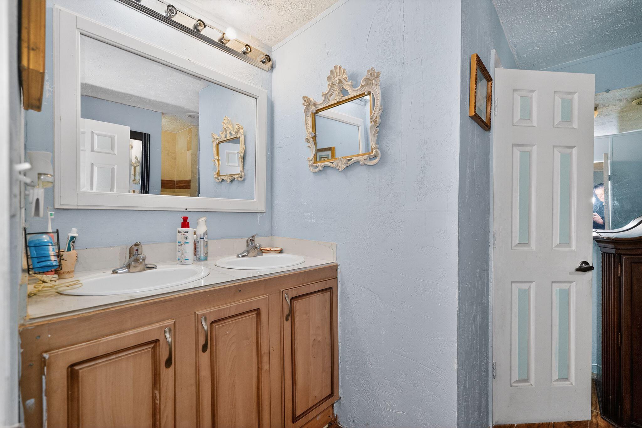7638 Sundown Creek Road Property Photo 25